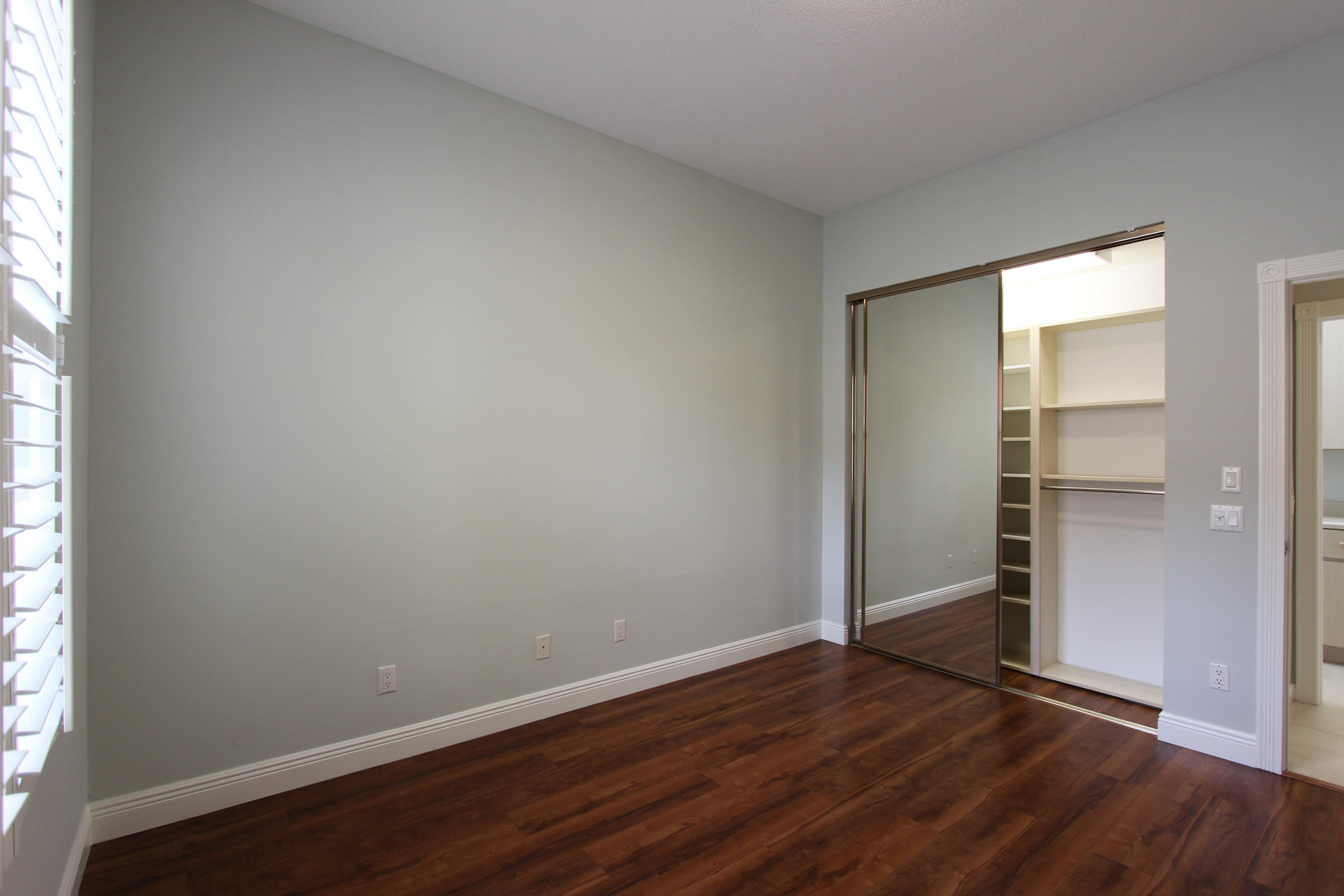 HAMPTONS AT MAPLEWOOD - Residential Lease