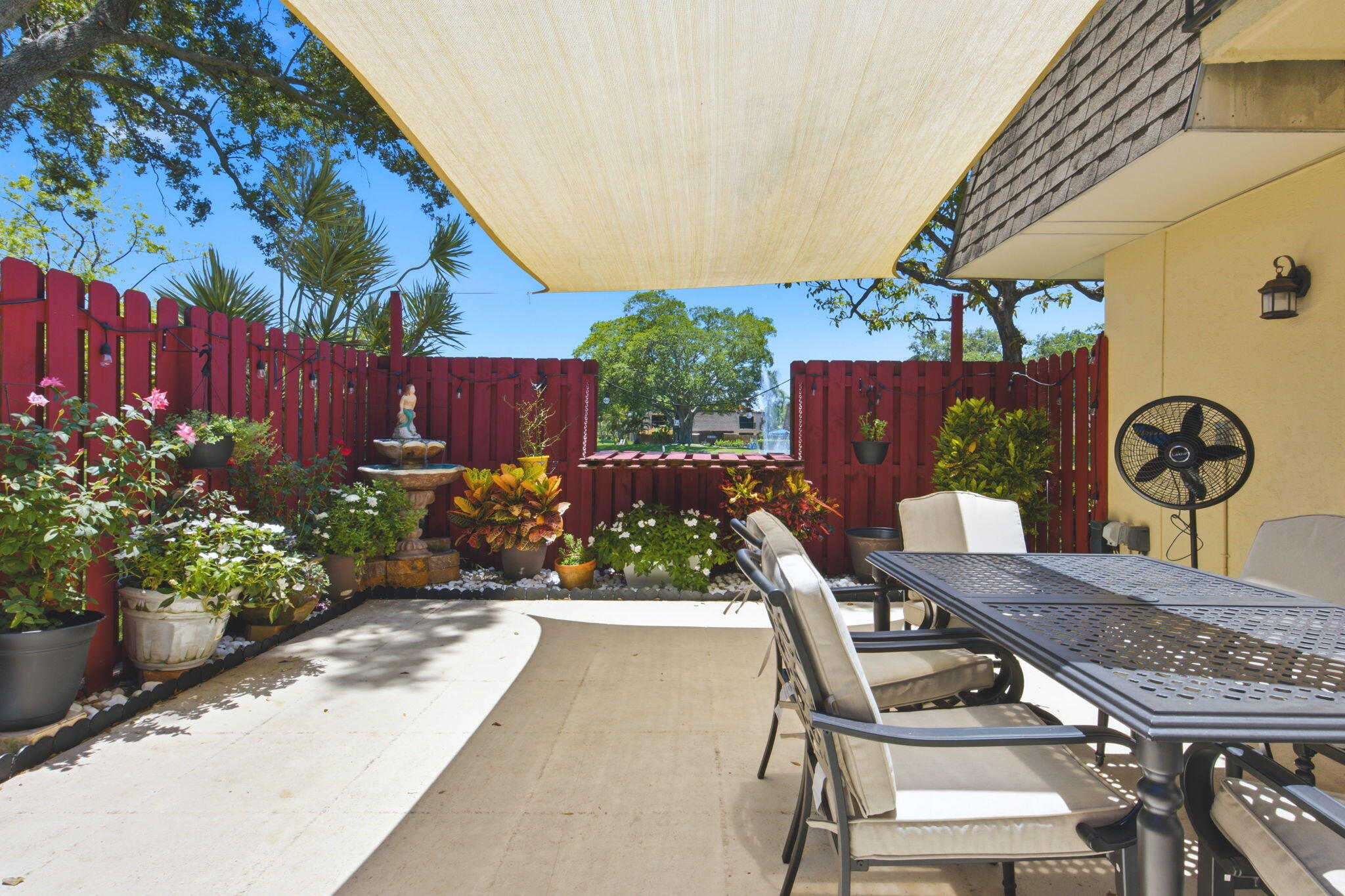 DELRAY OAKS WEST CONDO - Residential