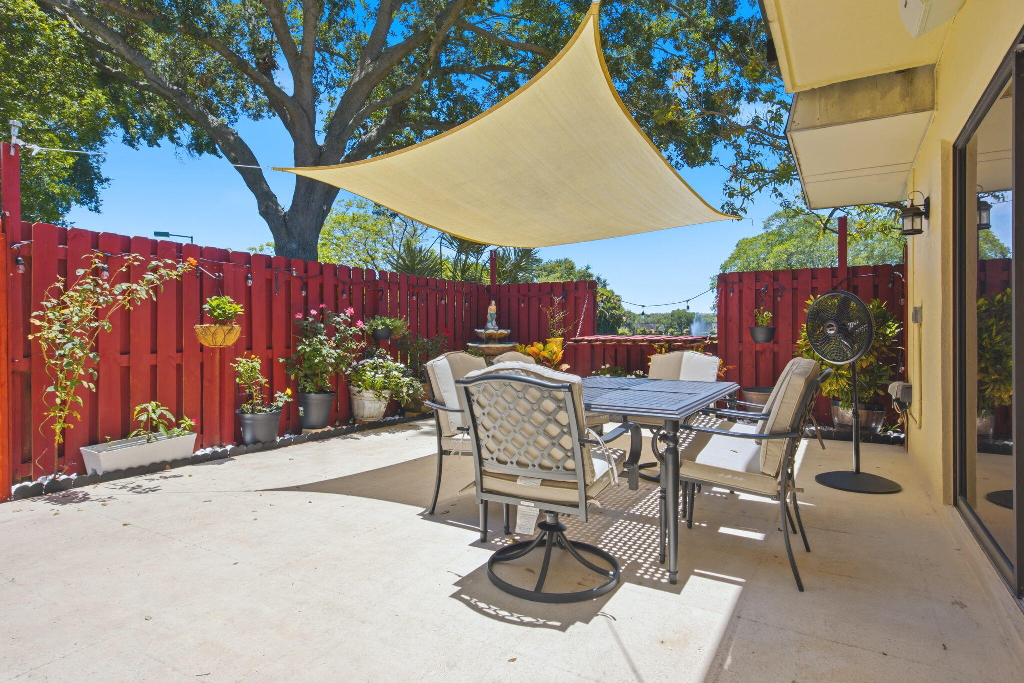 DELRAY OAKS WEST CONDO - Residential