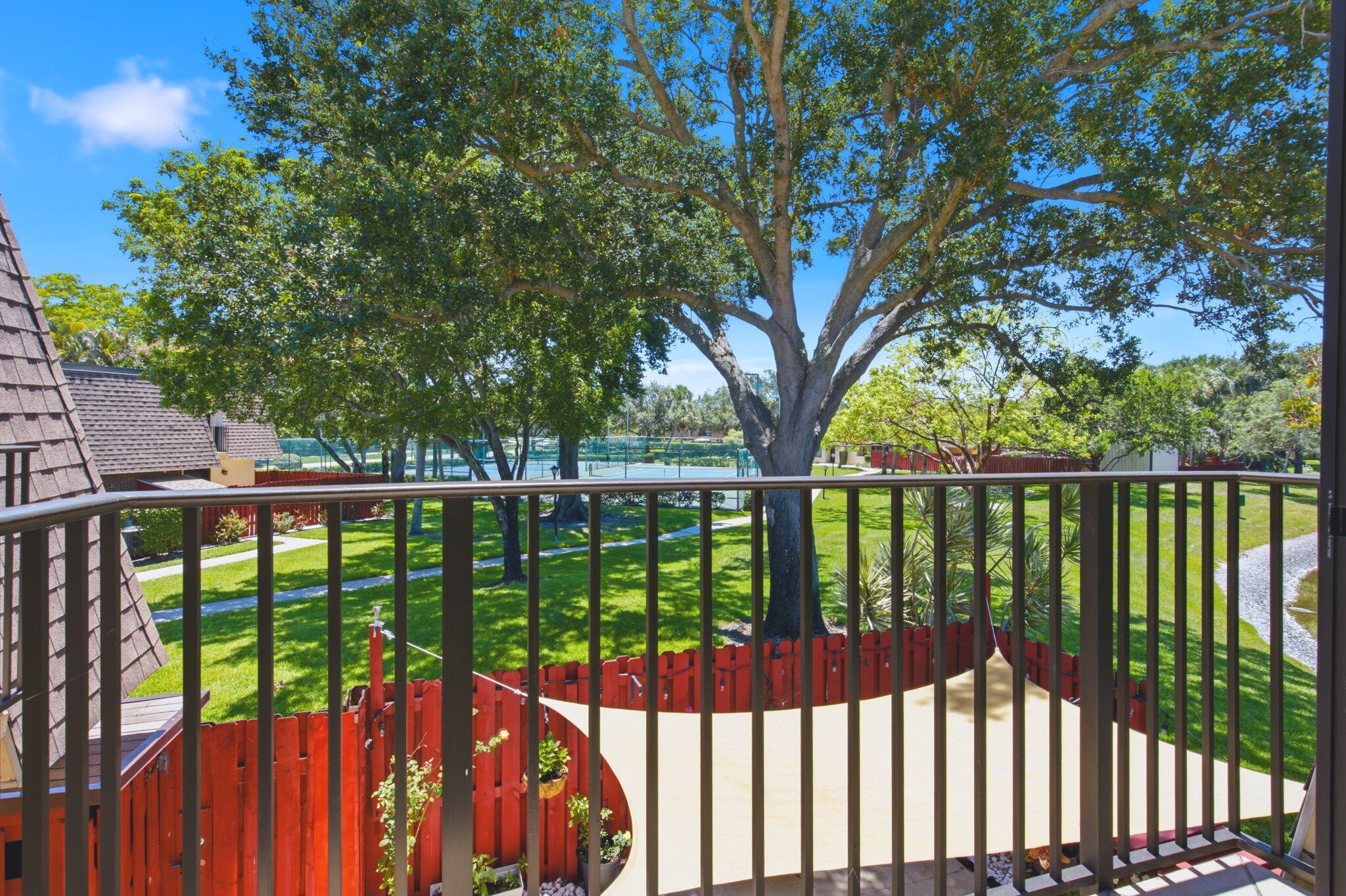 DELRAY OAKS WEST CONDO - Residential
