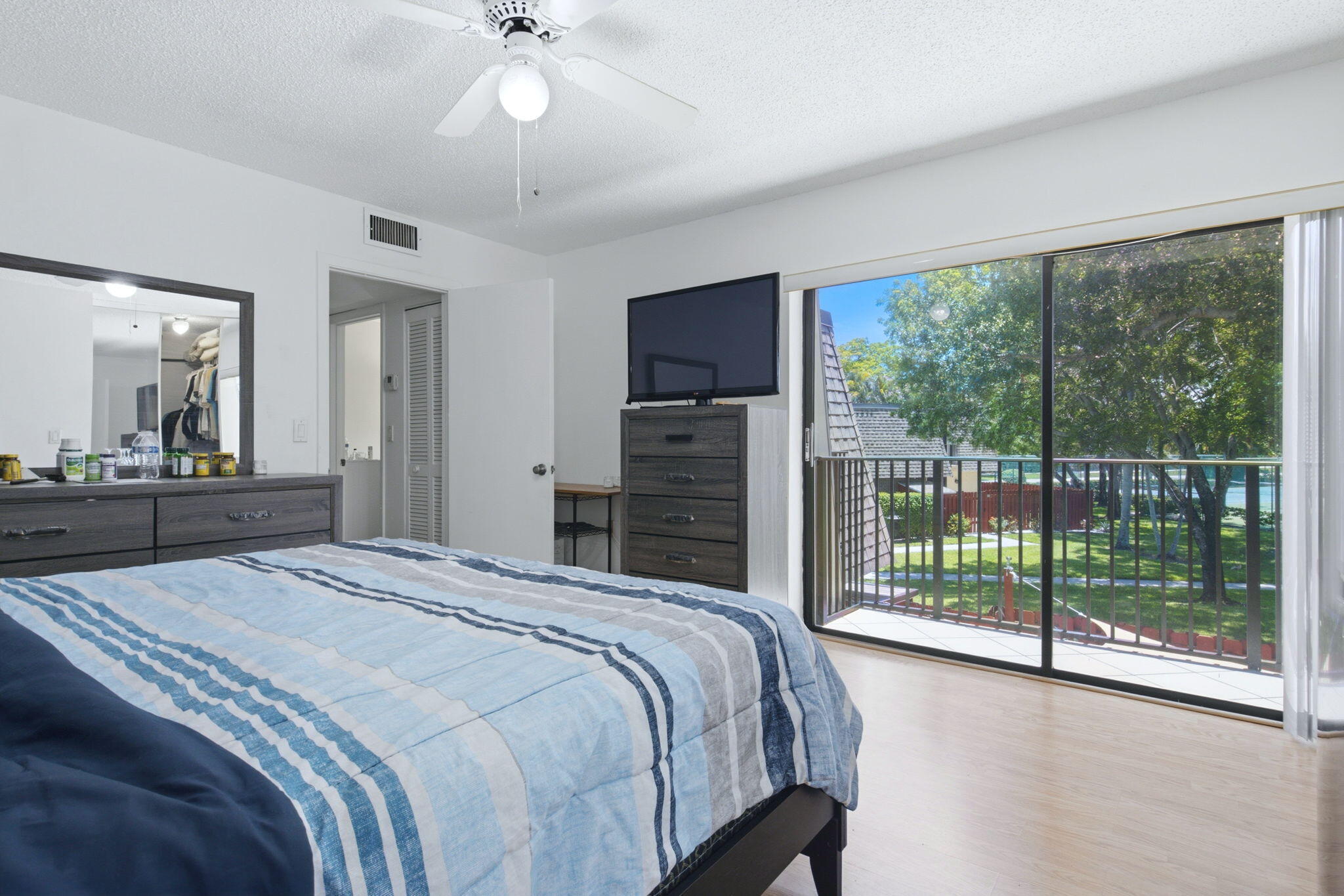 DELRAY OAKS WEST CONDO - Residential