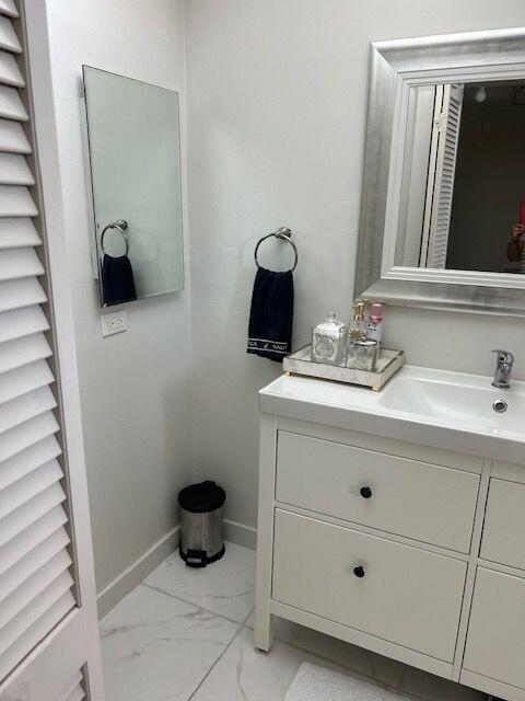 LAKE CLARKE GARDENS CONDO 7 - Residential