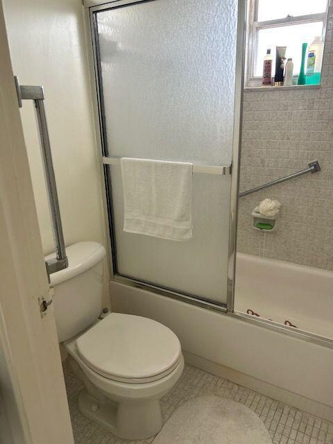 LAKE CLARKE GARDENS CONDO 7 - Residential