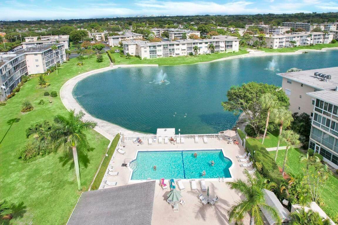 LAKE CLARKE GARDENS CONDO 7 - Residential
