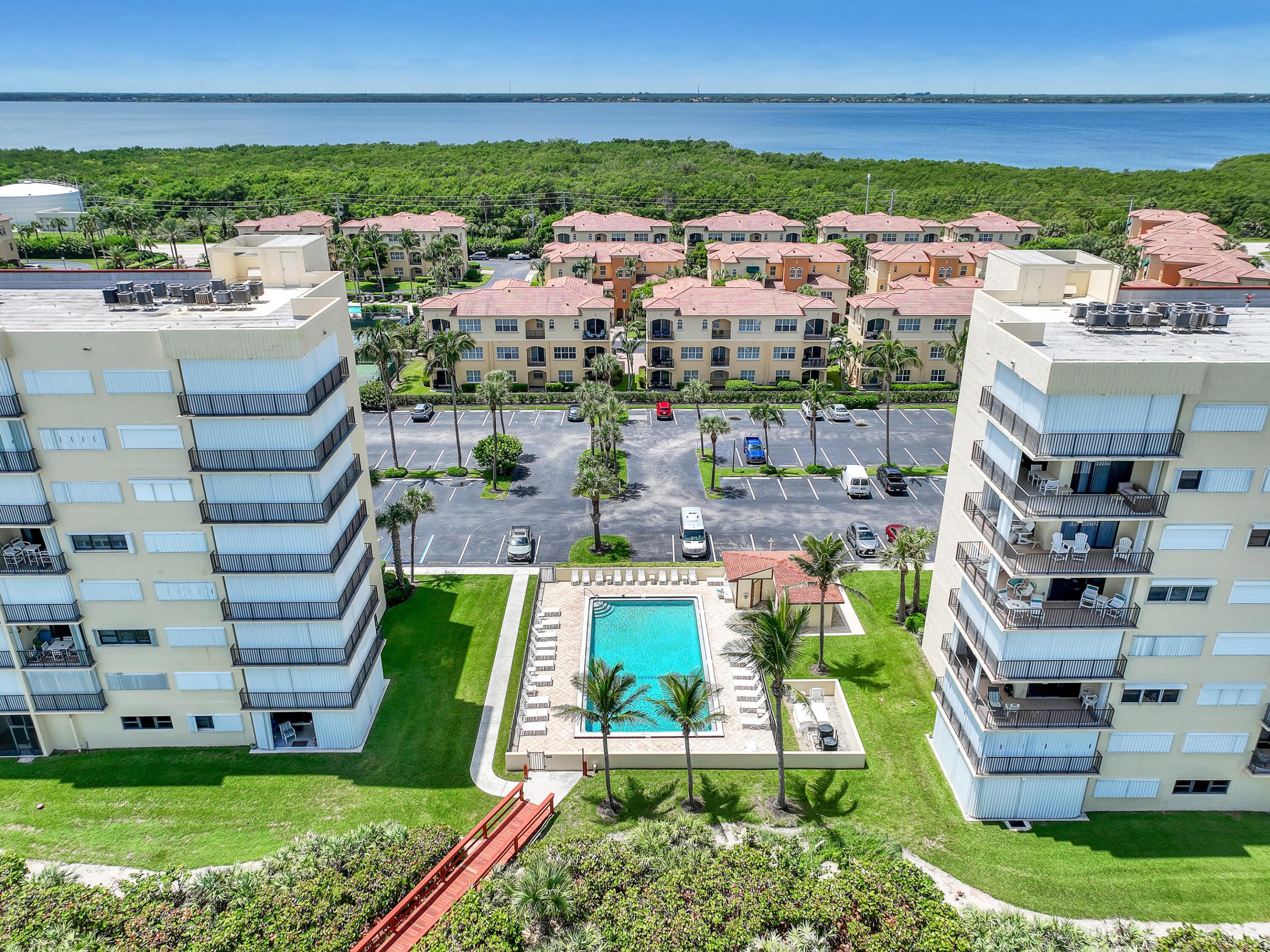 SAND DOLLAR VILLAS CONDOMINIUM B - Residential