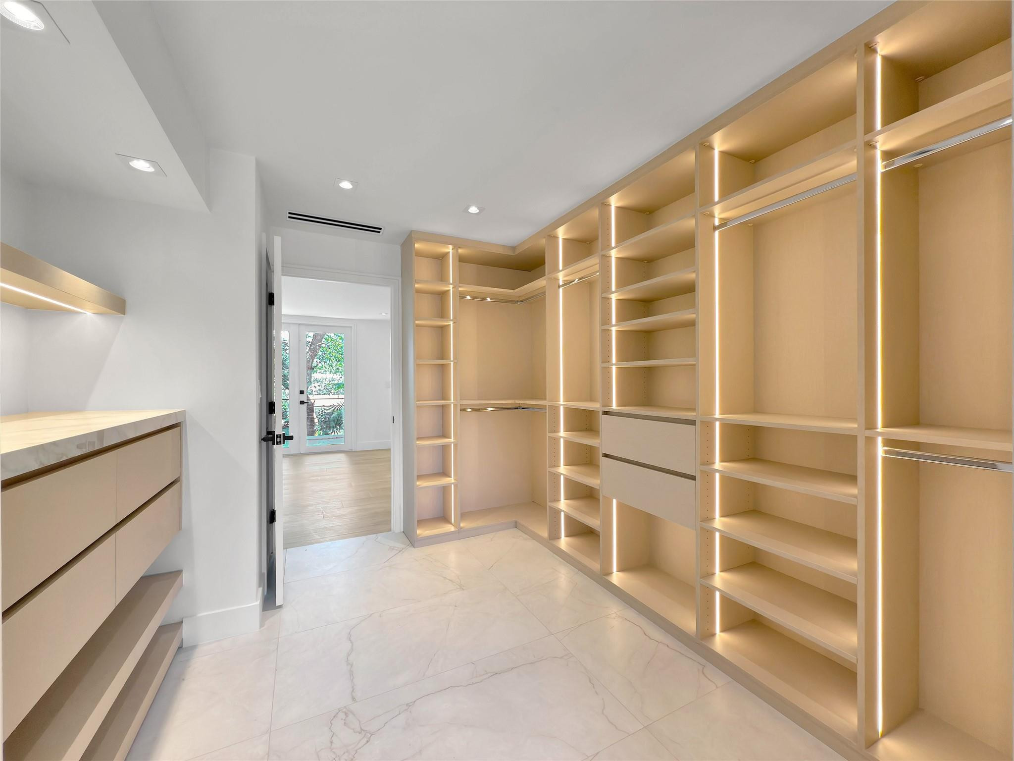 VICTORIA PARK - Residential