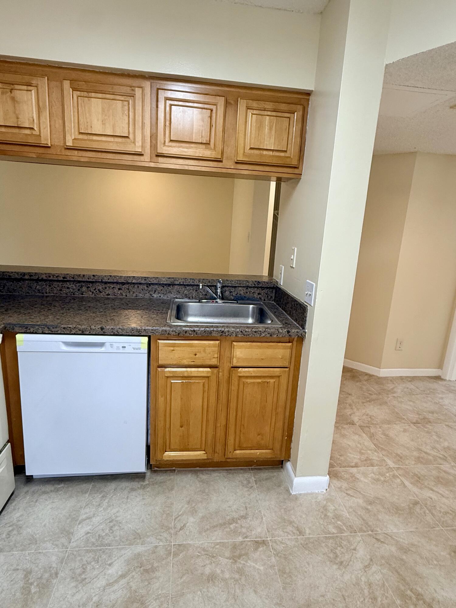 NAPOLI GARDENS AT CORAL SPRINGS - Residential Lease