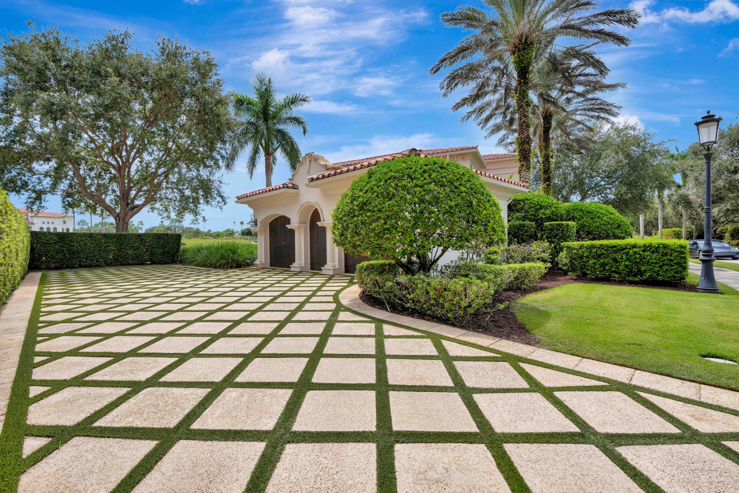 OLD PALM 5 - Residential