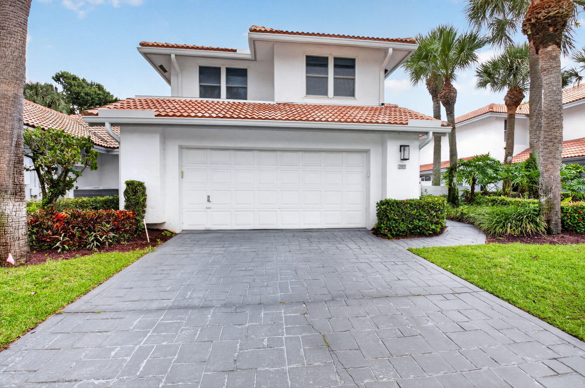 CEDAR CAY-BROKEN SOUND COUNTRY CLUB - Residential