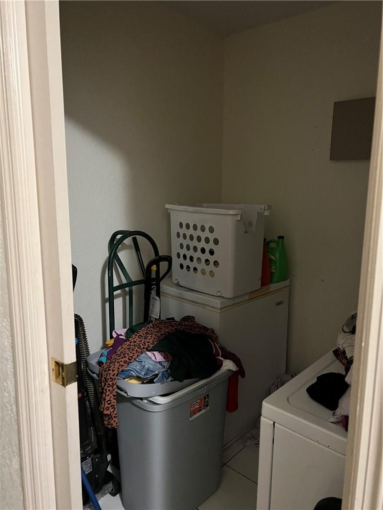 River Gardens 19-23 B - Residential
