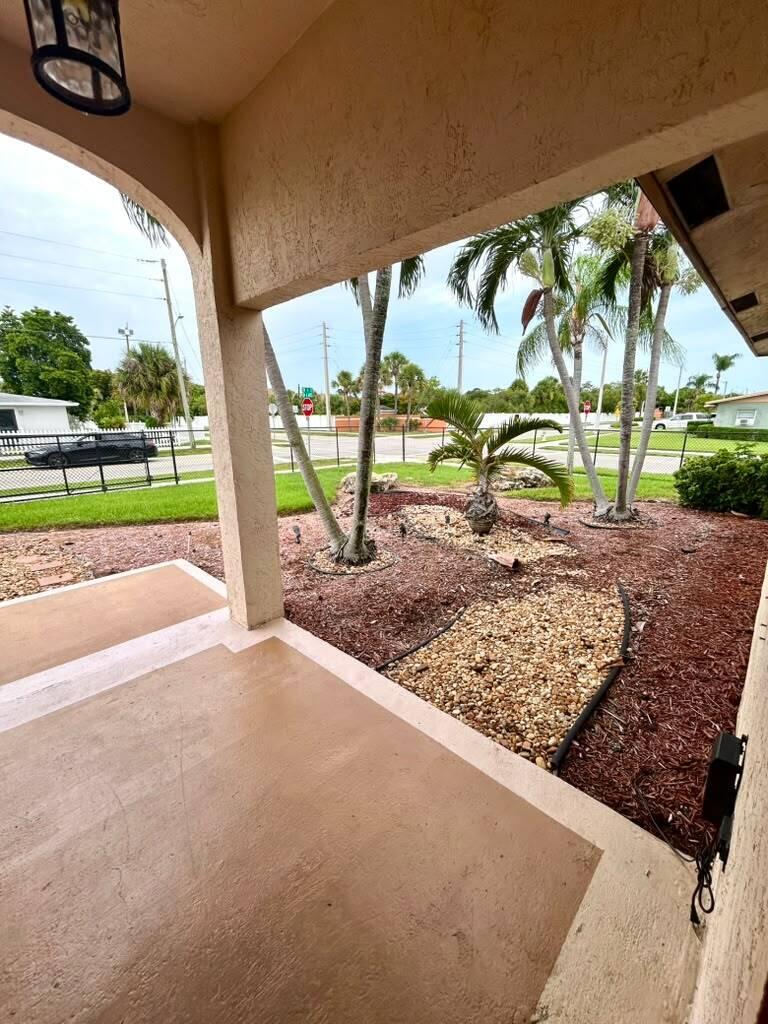 DELRAY TOWN OF - Residential