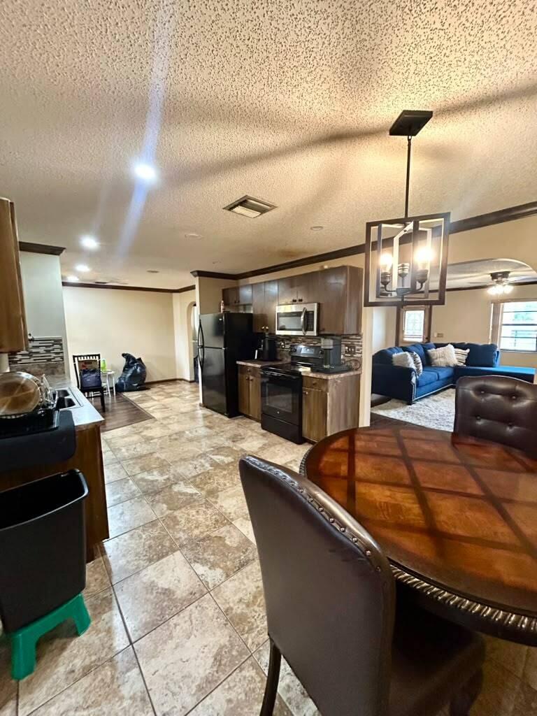 DELRAY TOWN OF - Residential