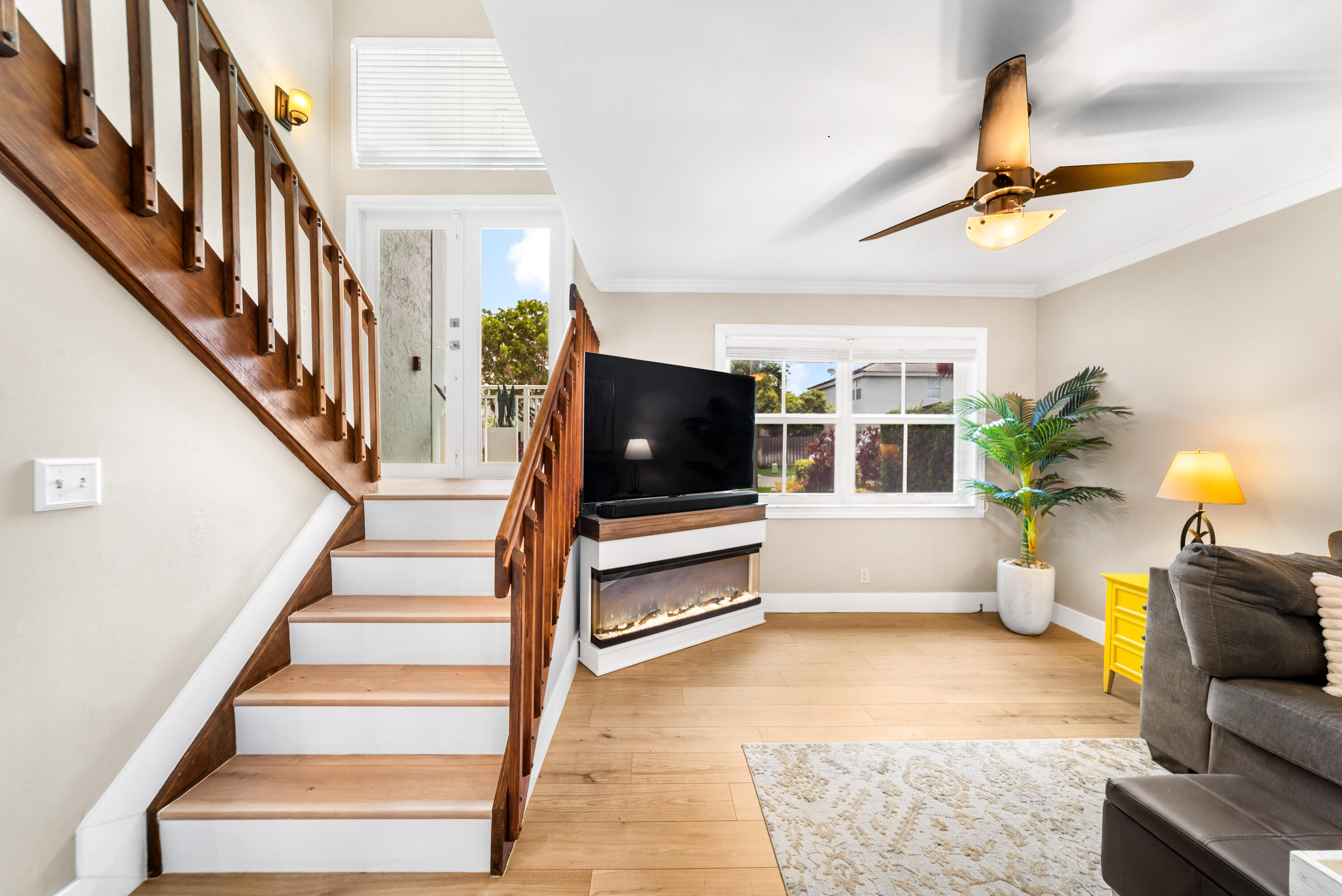 CORAL BAY - Residential