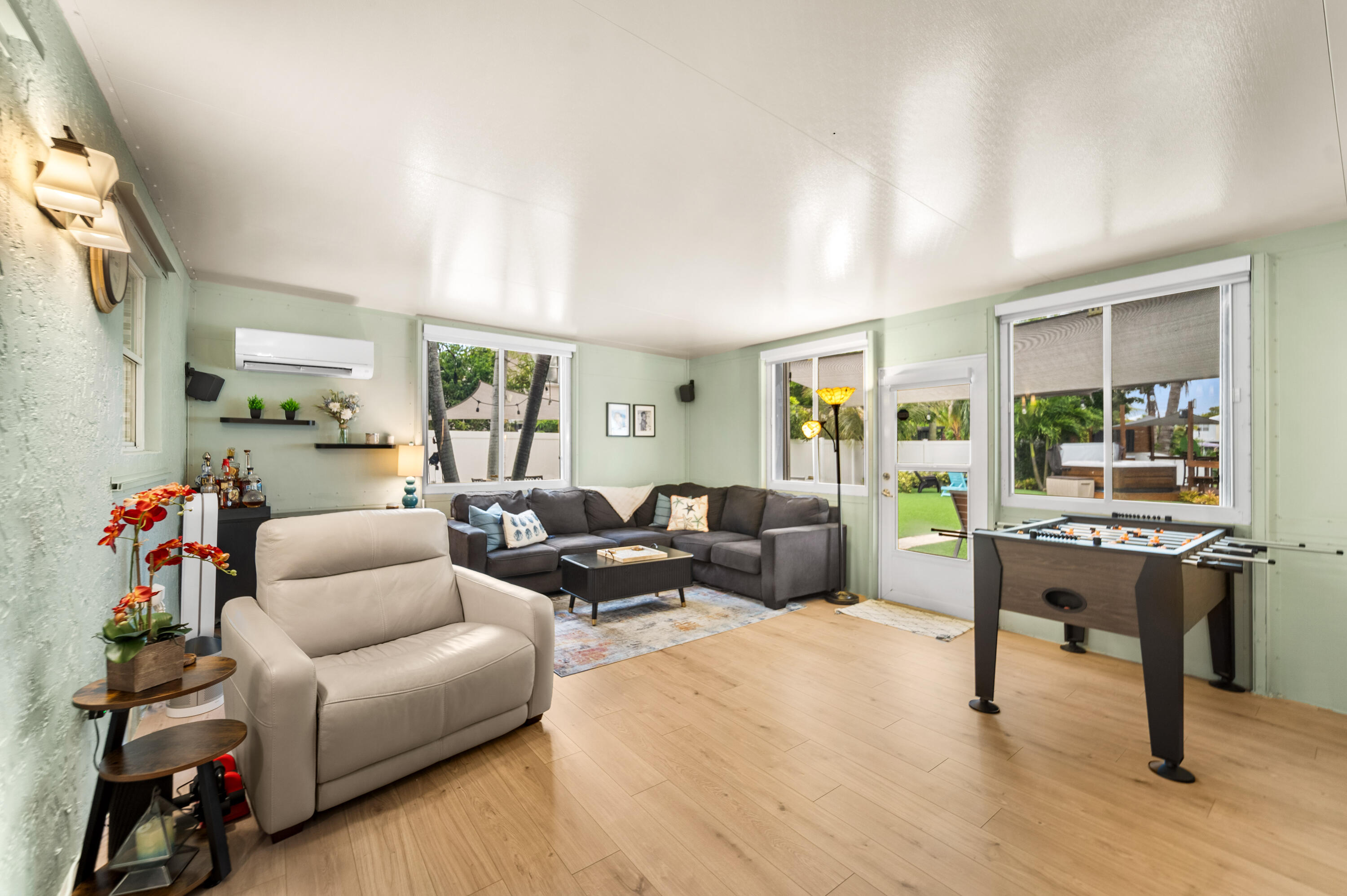 CORAL BAY - Residential