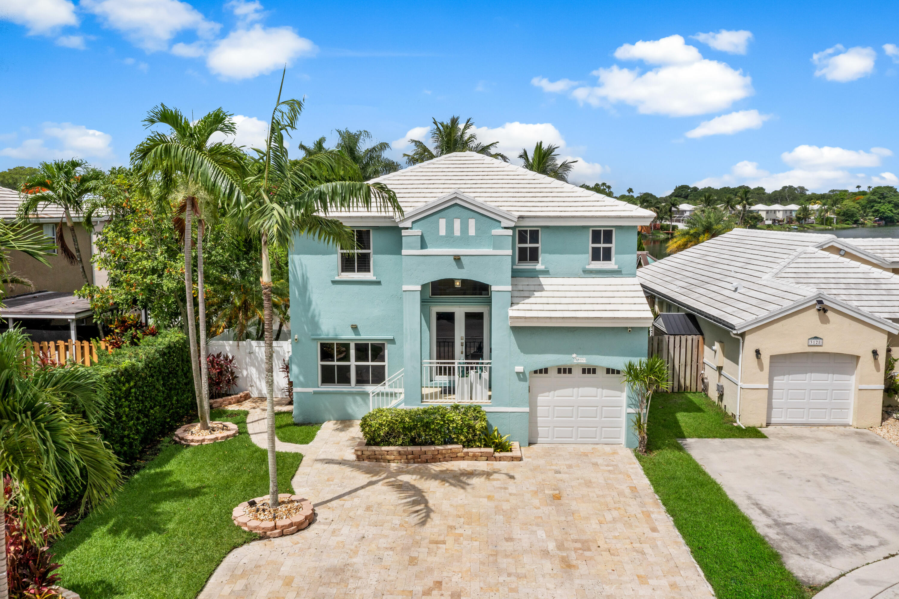 CORAL BAY - Residential