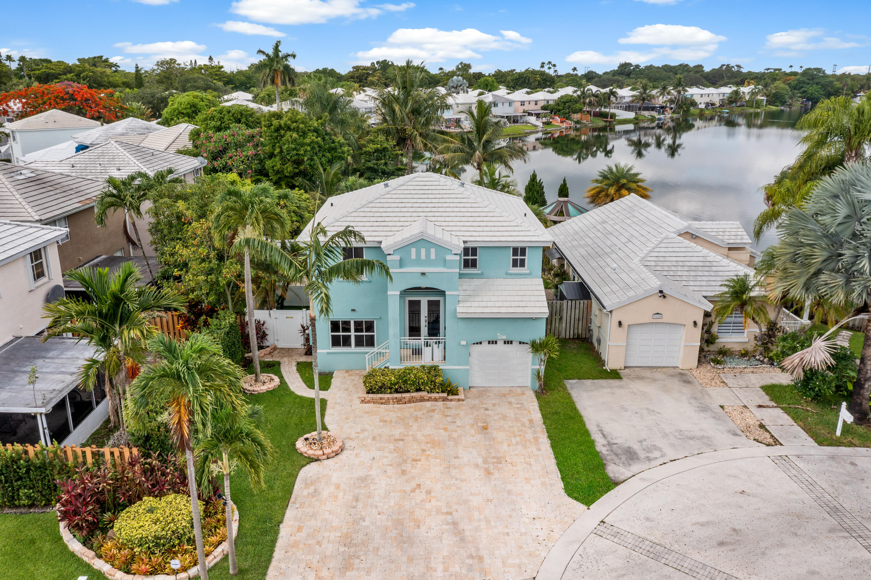 CORAL BAY - Residential