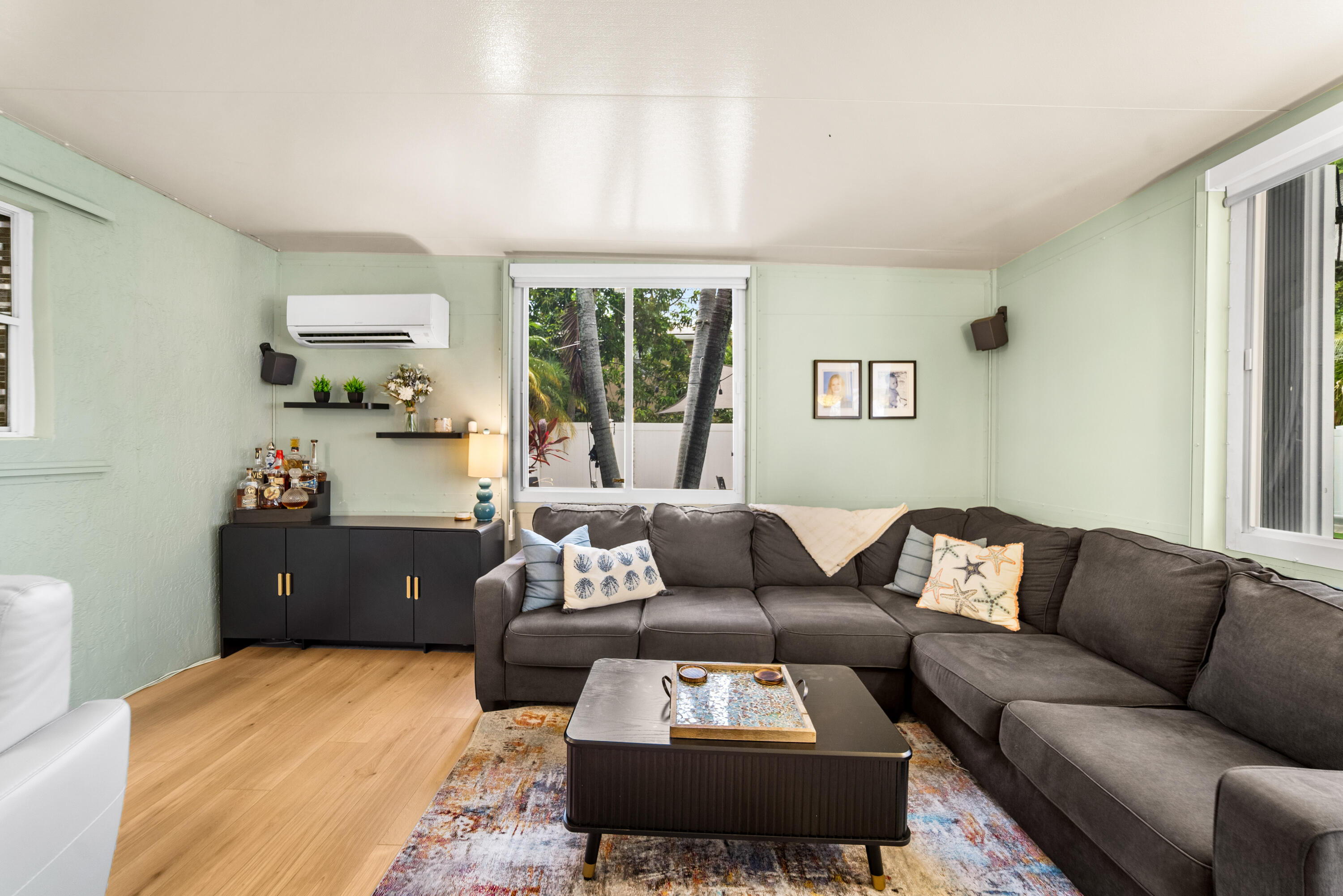 CORAL BAY - Residential