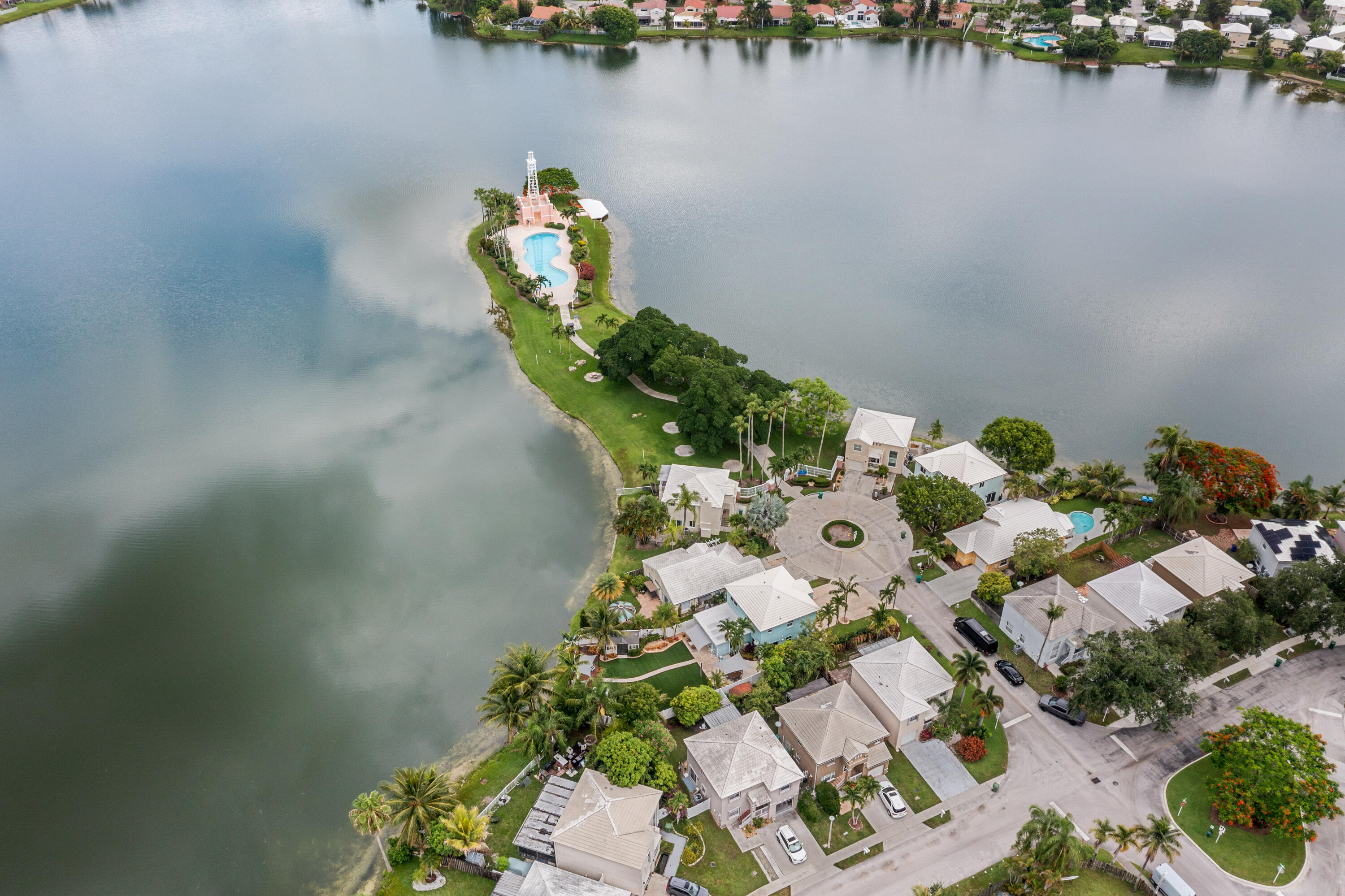 CORAL BAY - Residential