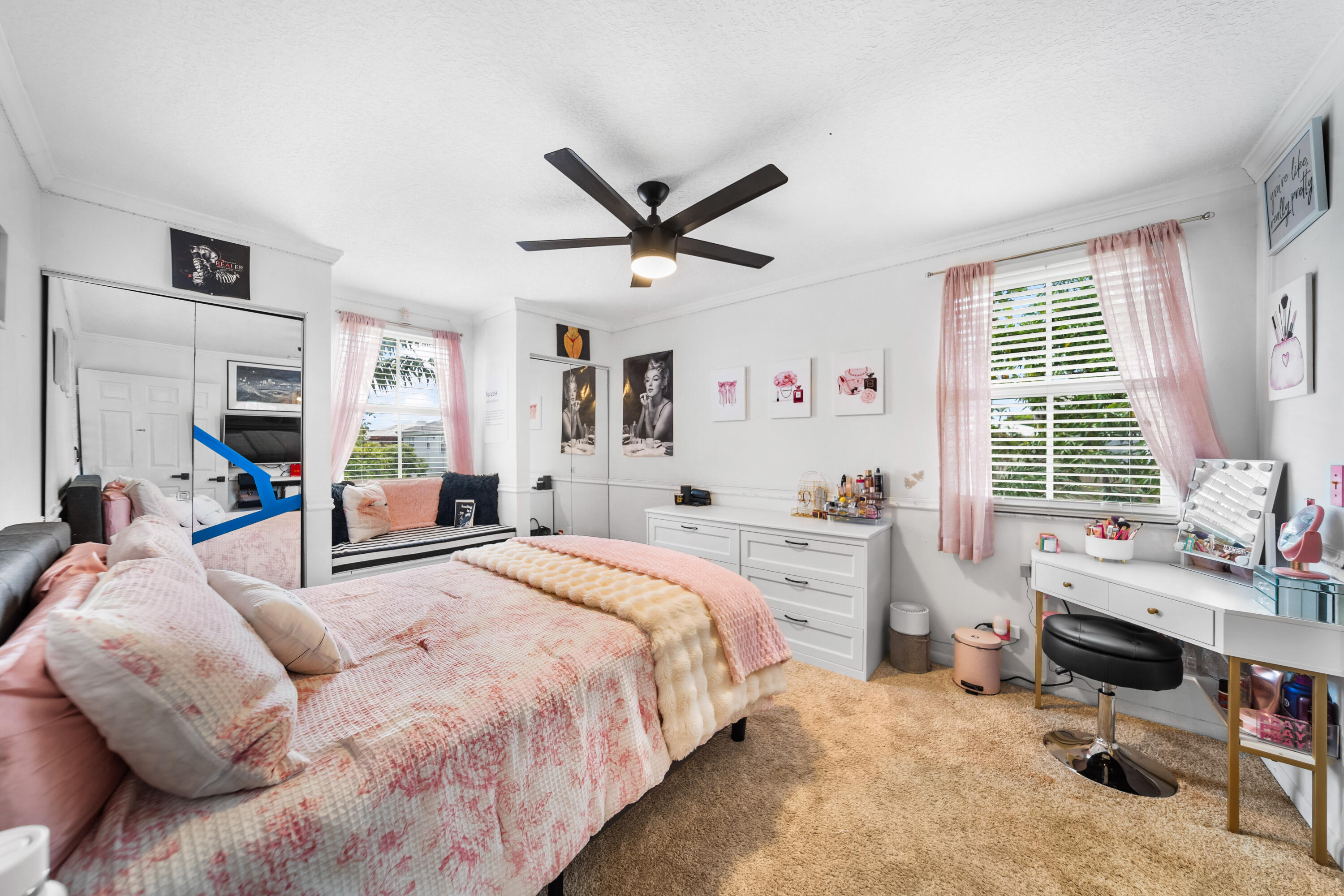 CORAL BAY - Residential