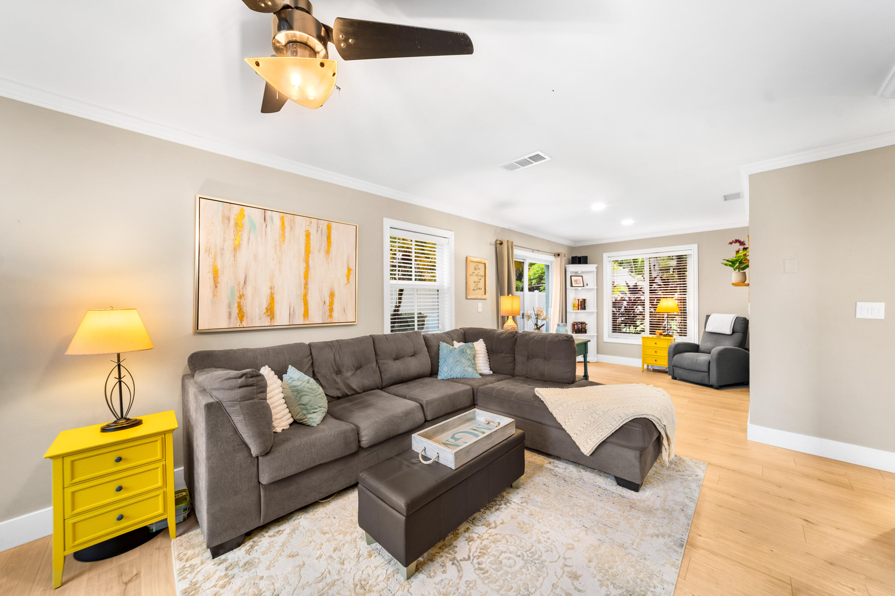 CORAL BAY - Residential