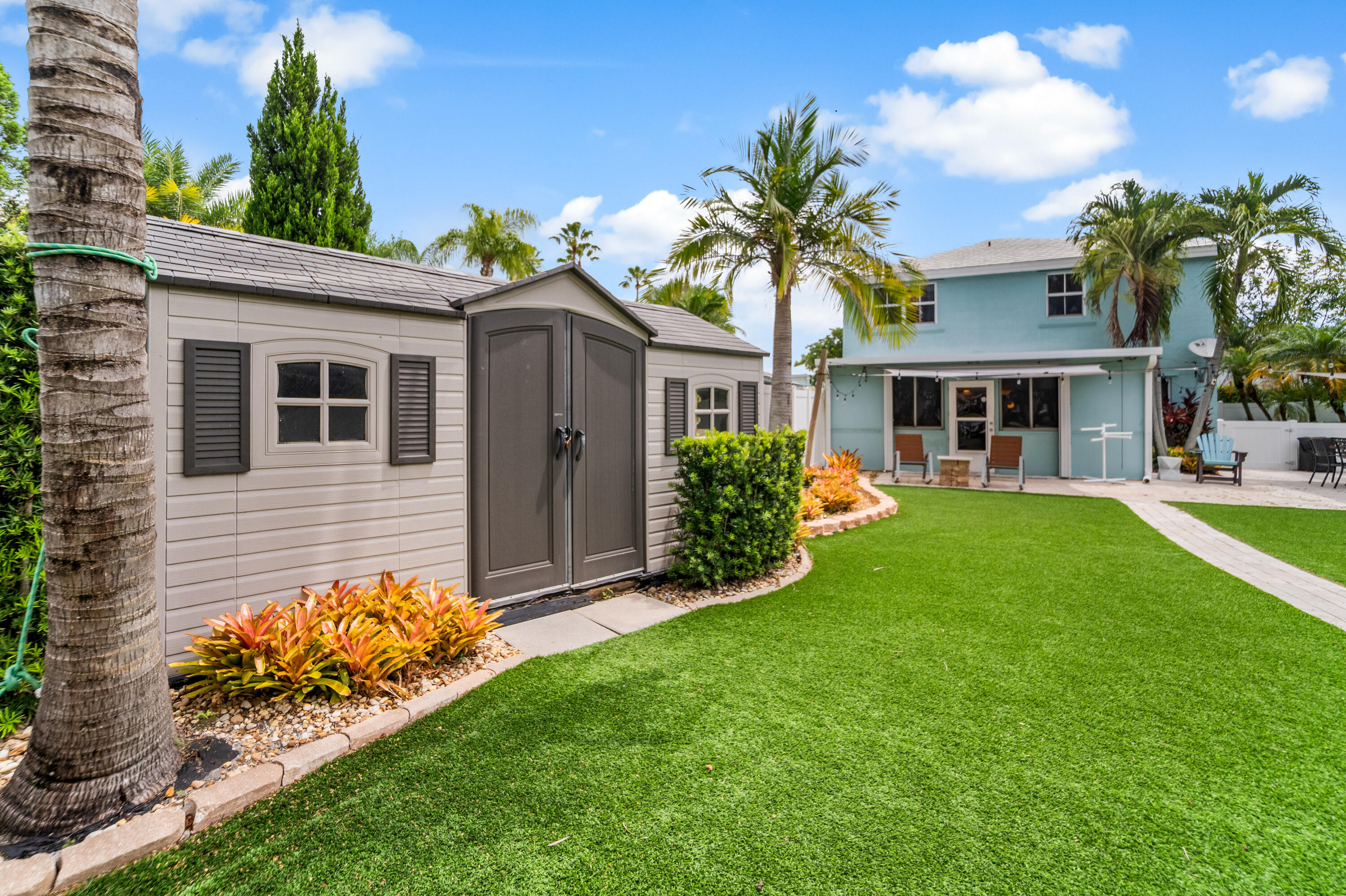CORAL BAY - Residential