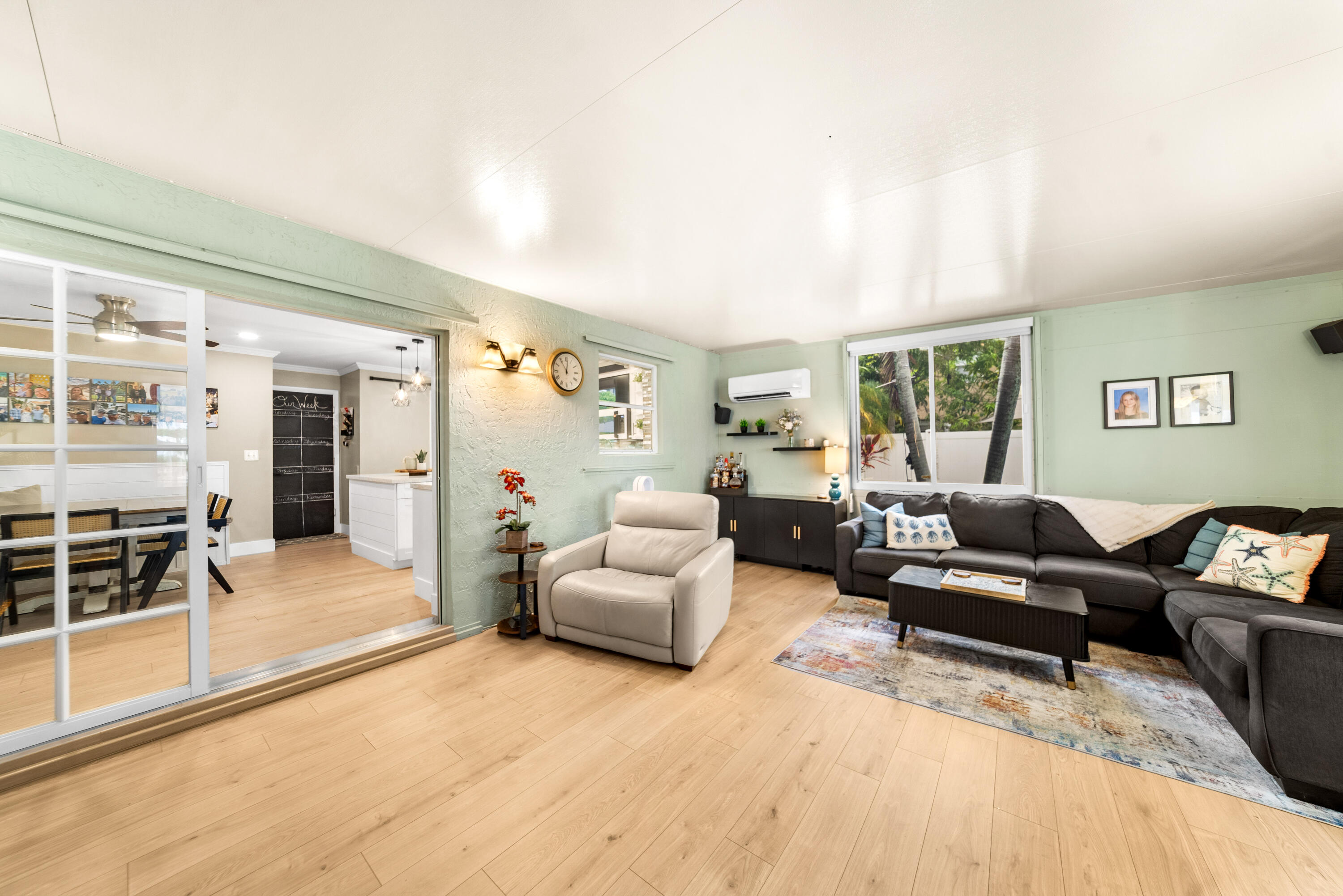 CORAL BAY - Residential