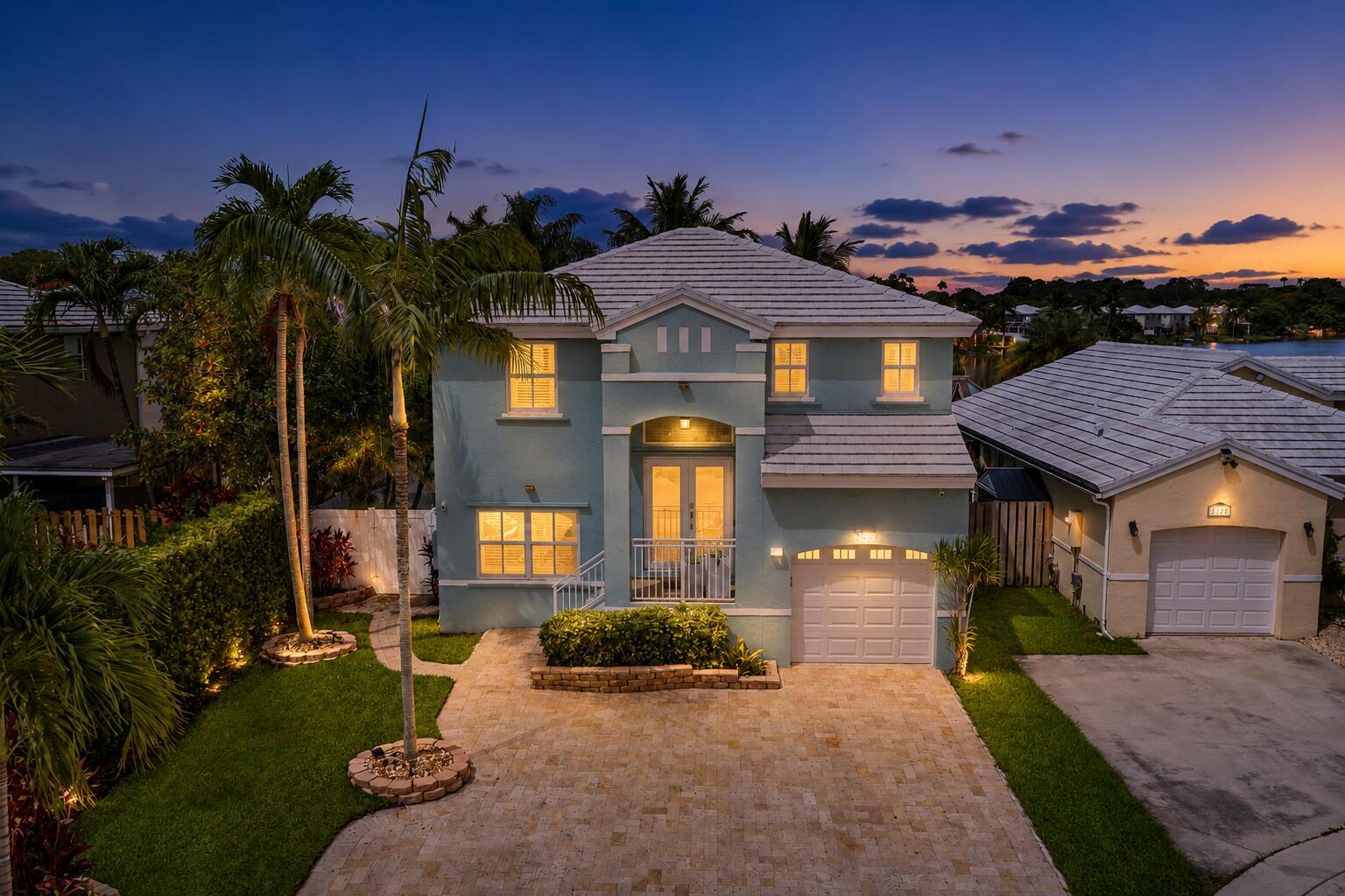 CORAL BAY - Residential
