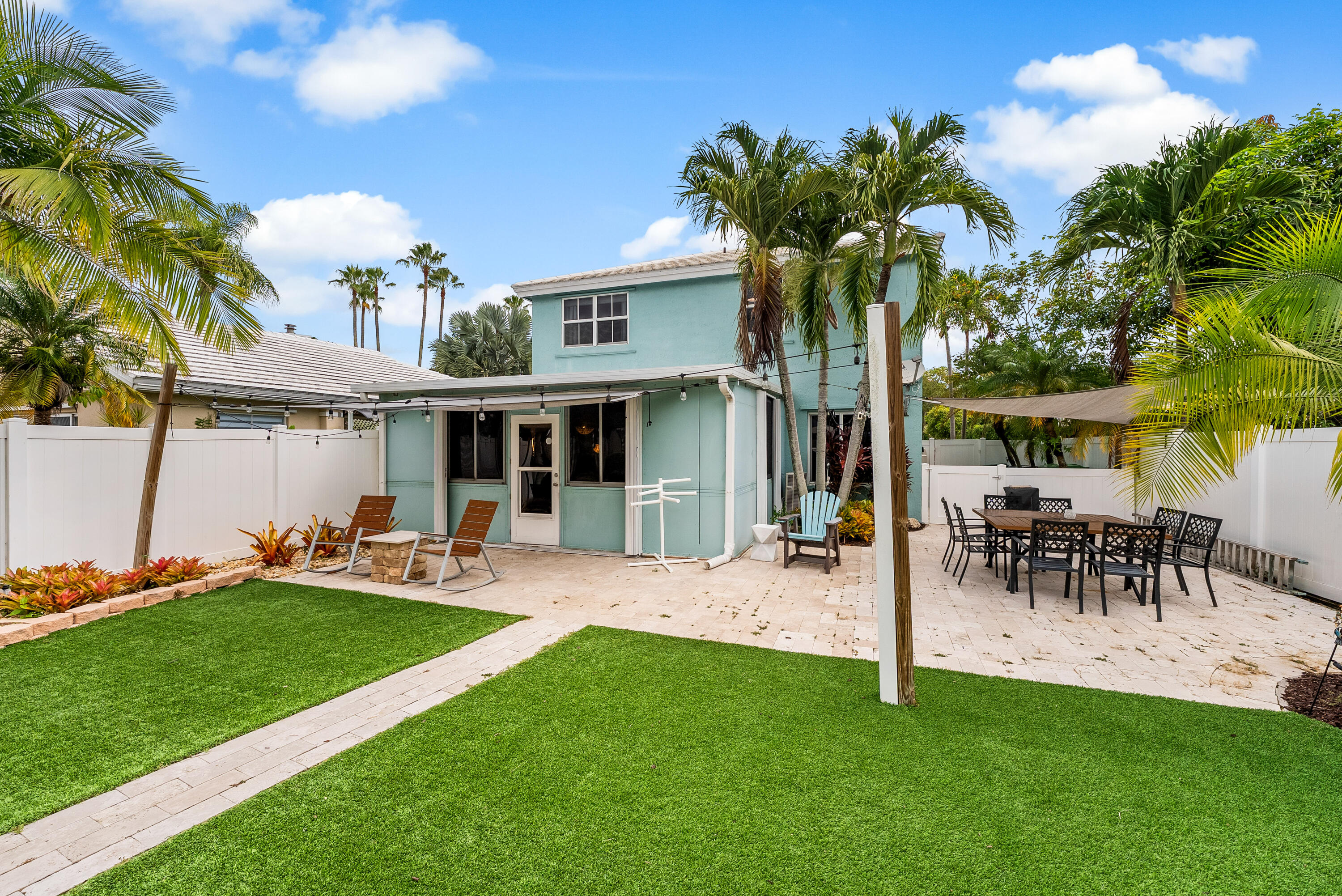 CORAL BAY - Residential