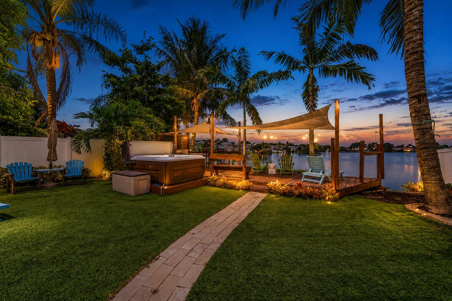 CORAL BAY - Residential