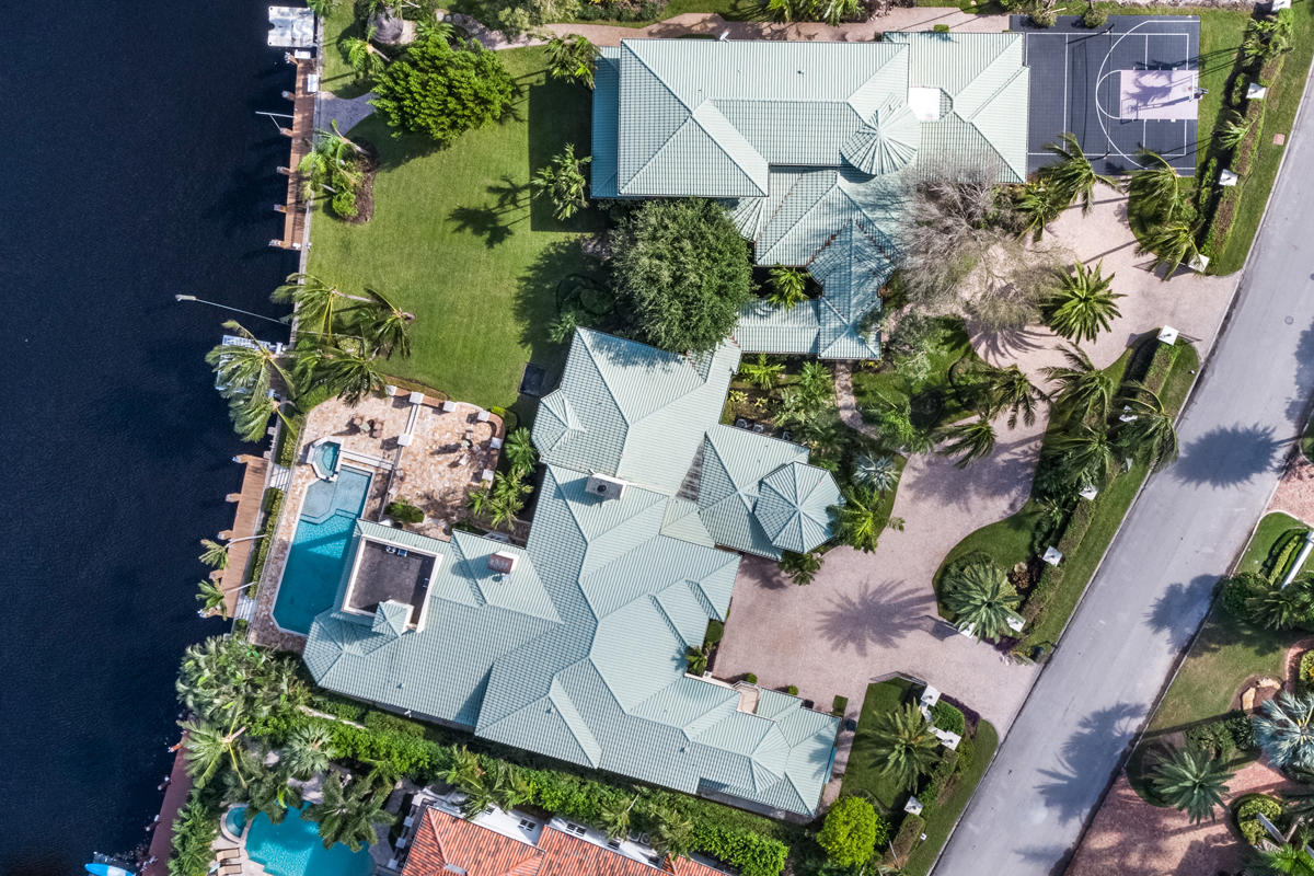 ROYAL PALM YACHT & COUNTRY CLUB - Residential