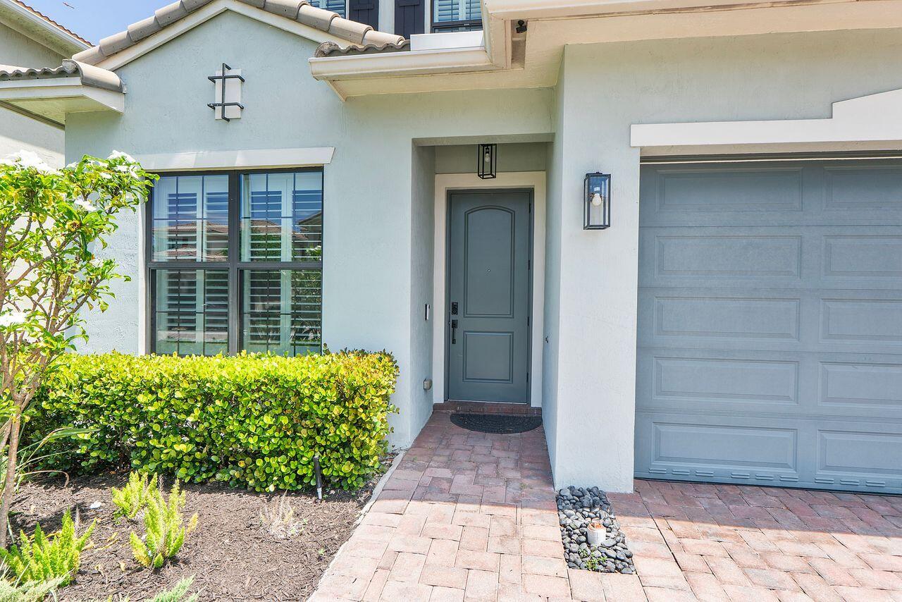 CORAL LAGO - Residential
