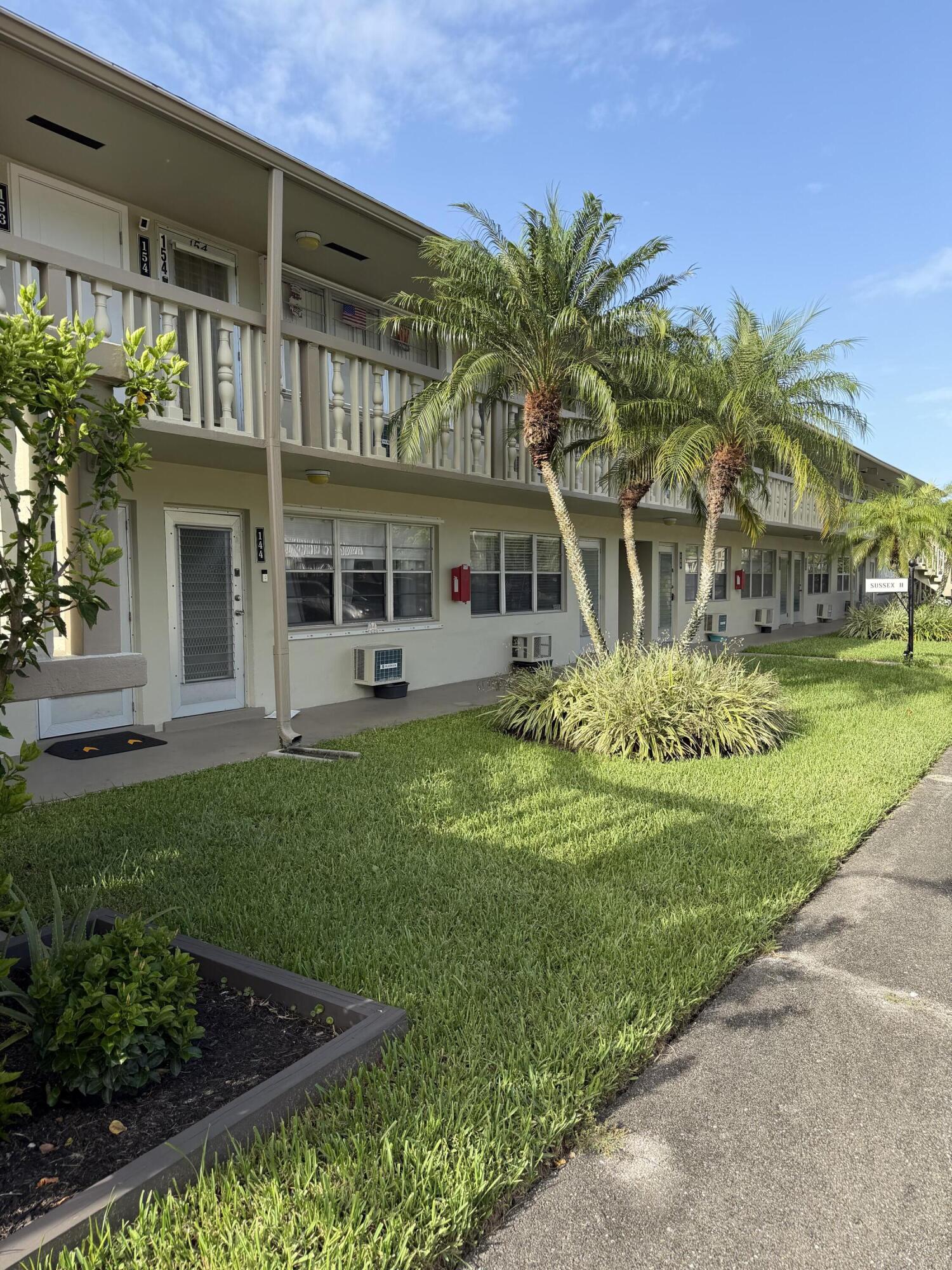 SUSSEX CONDO - Residential