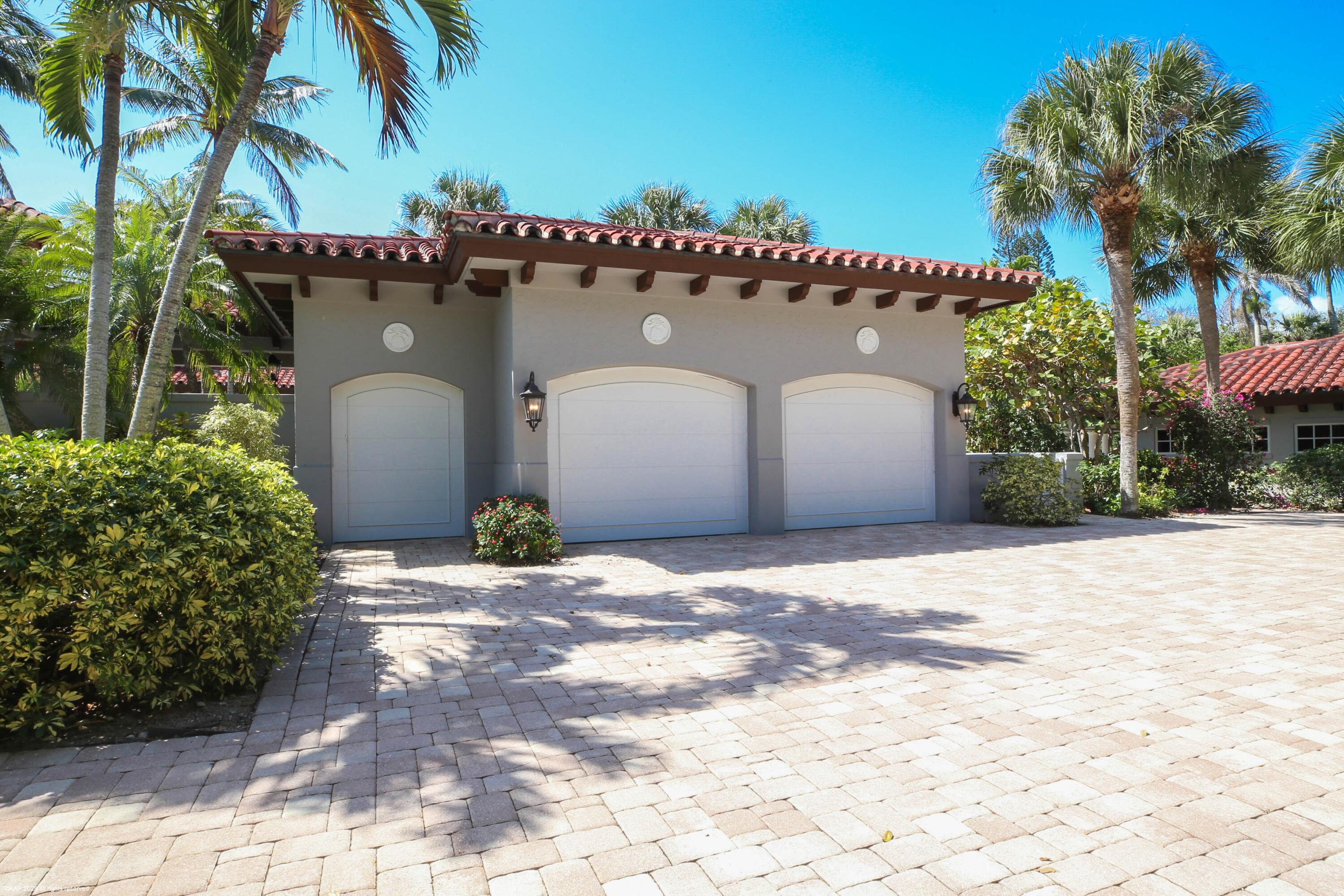 JUPITER ISLAND - Residential