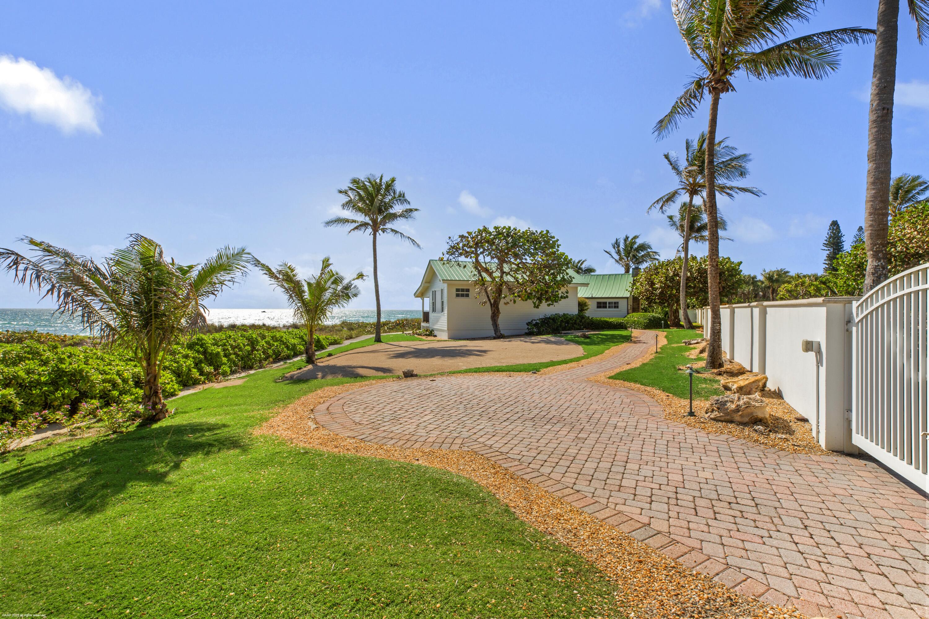 JUPITER ISLAND - Residential