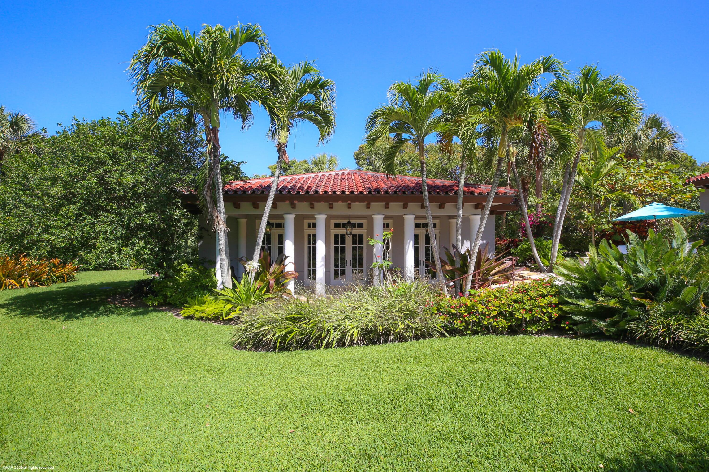 JUPITER ISLAND - Residential