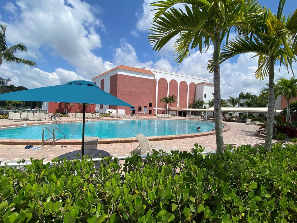 Century Village East - Residential