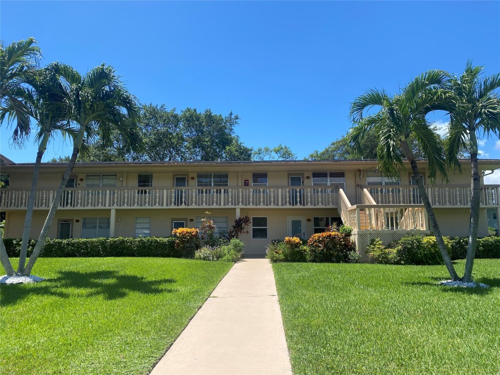Century Village East - Residential