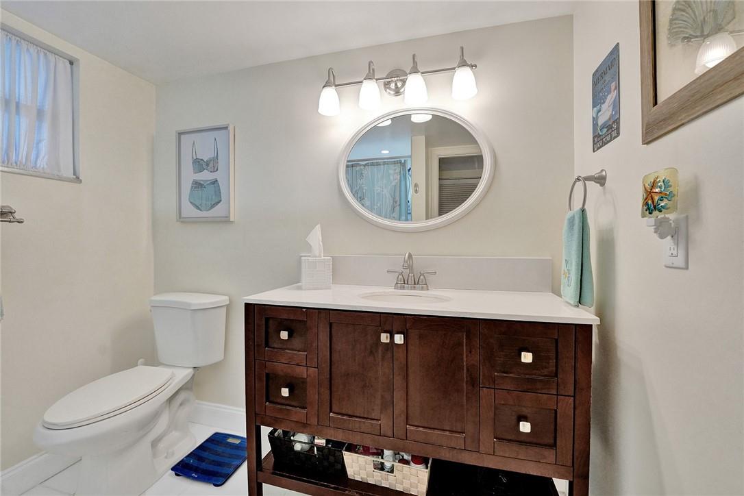 Colonial Club Condo - Residential