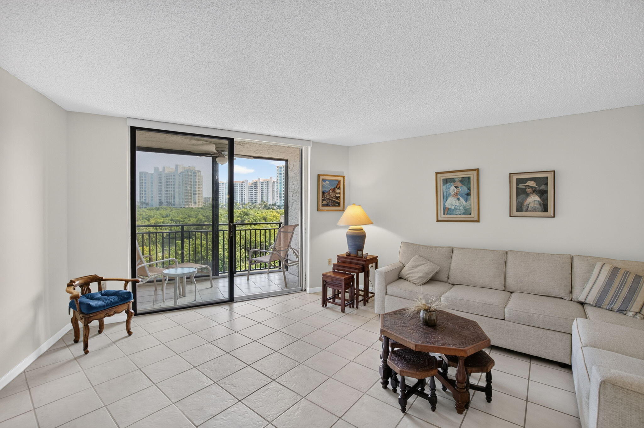 REGENCY HIGHLAND CLUB CONDO - Residential