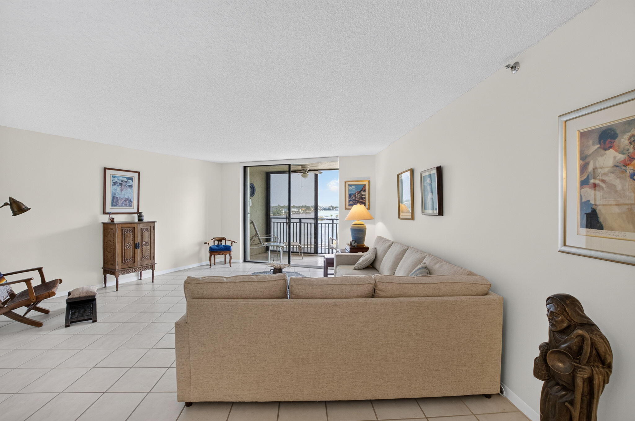 REGENCY HIGHLAND CLUB CONDO - Residential