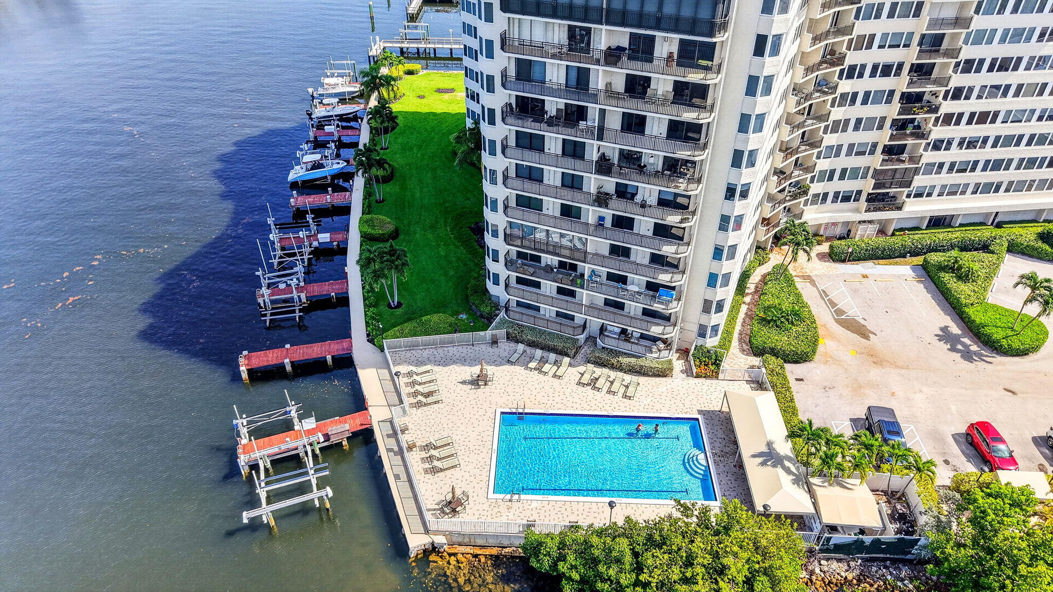 REGENCY HIGHLAND CLUB CONDO - Residential