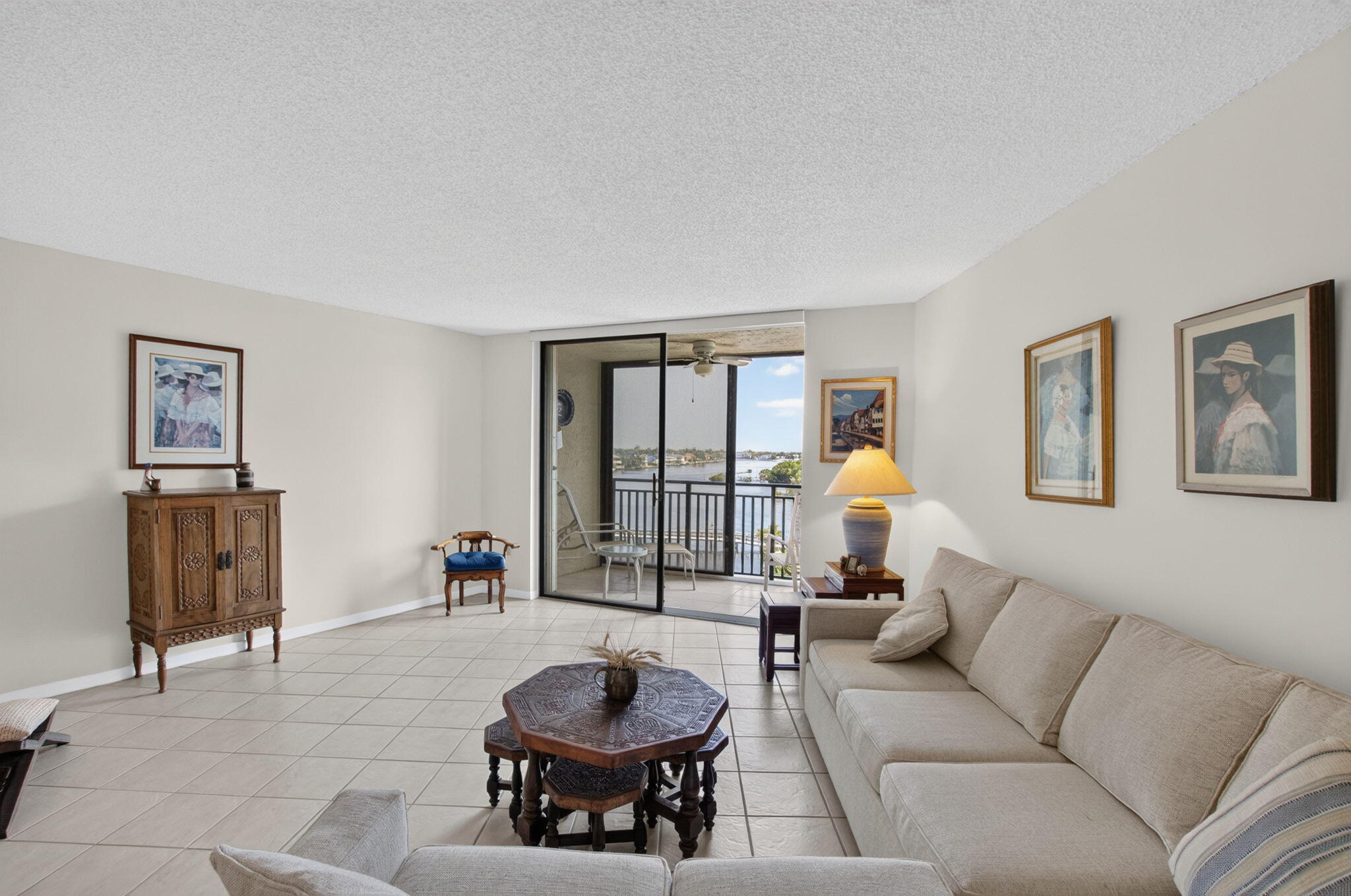 REGENCY HIGHLAND CLUB CONDO - Residential