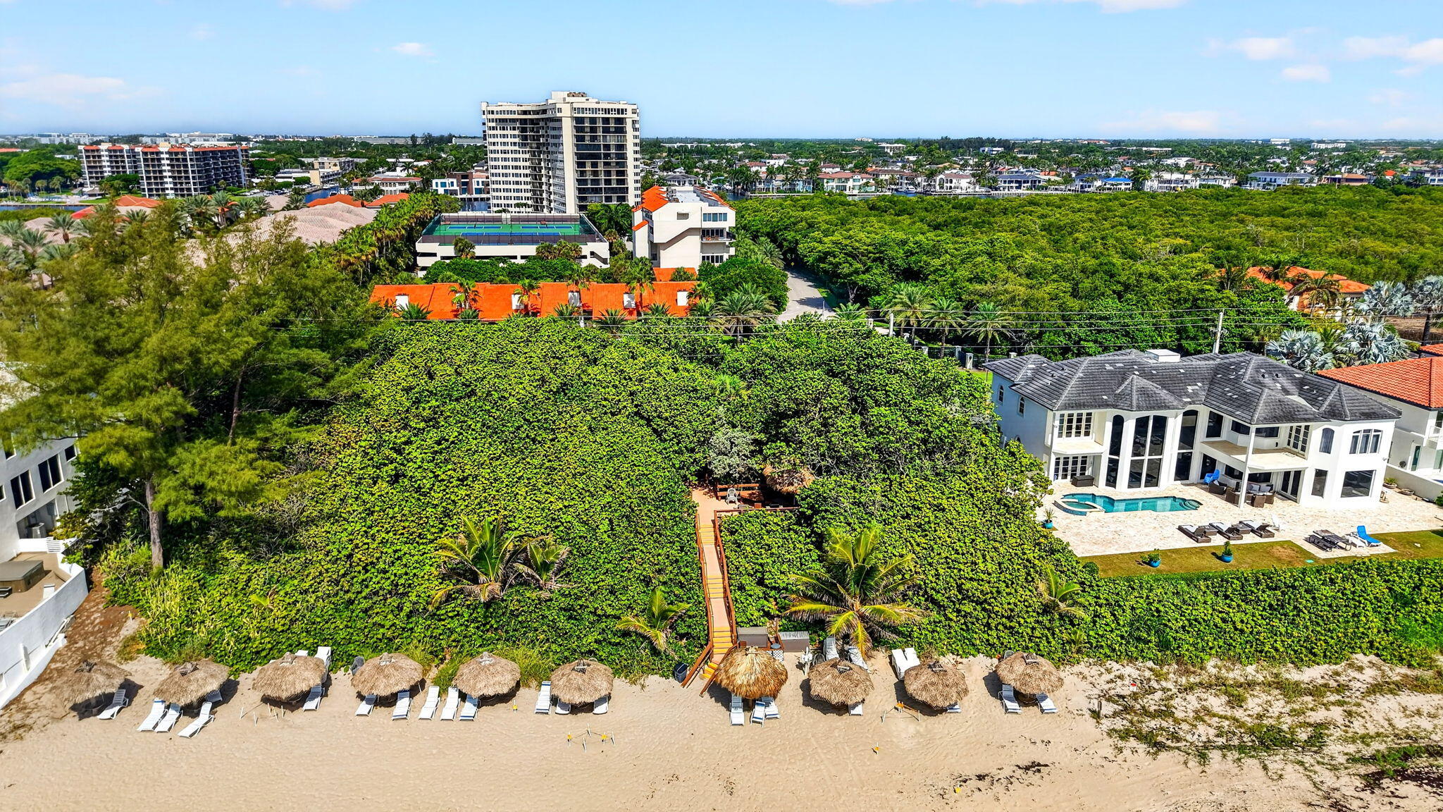 REGENCY HIGHLAND CLUB CONDO - Residential