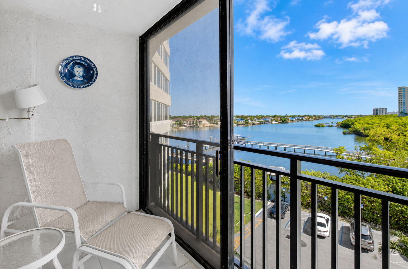 REGENCY HIGHLAND CLUB CONDO - Residential