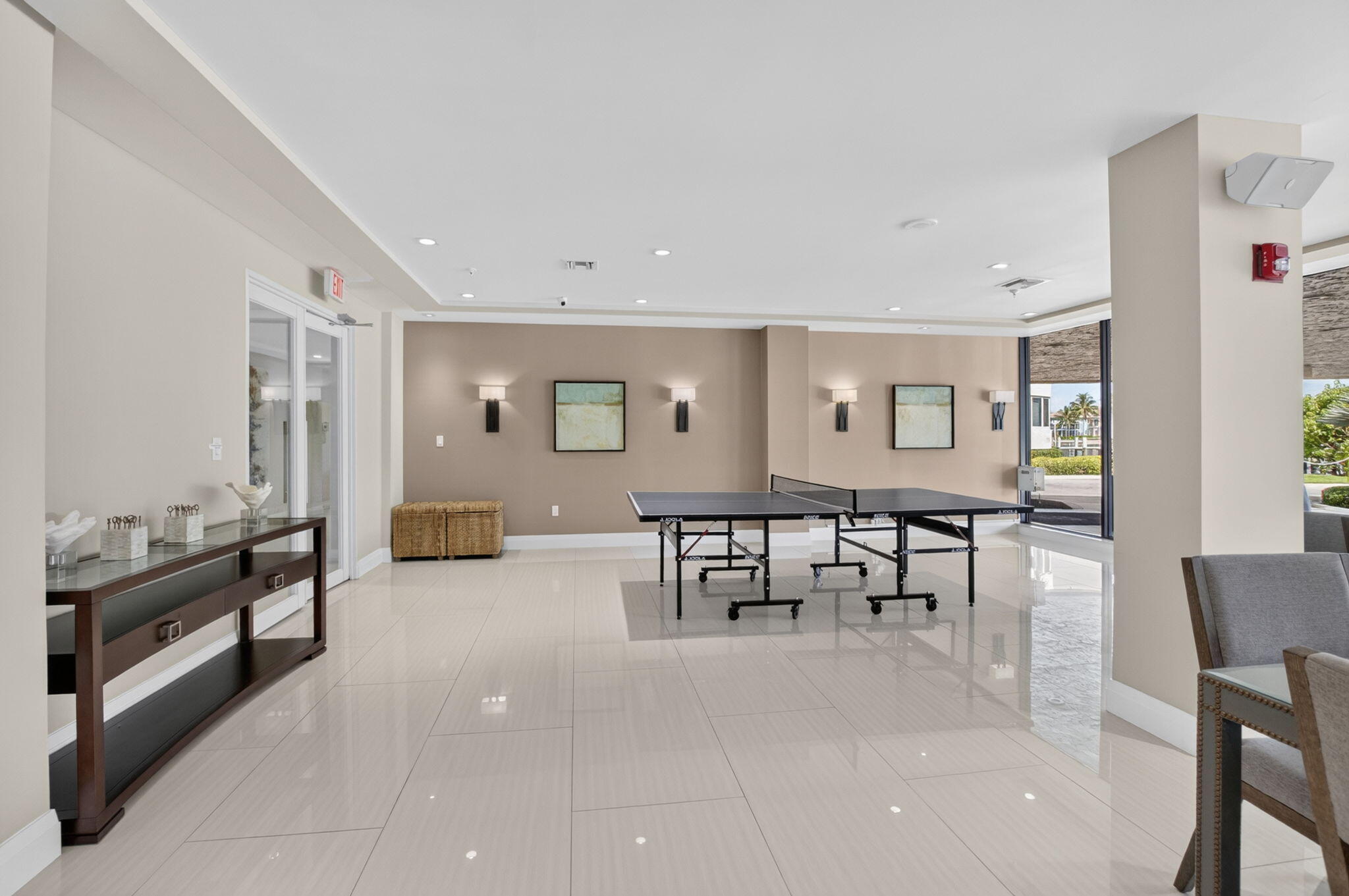 REGENCY HIGHLAND CLUB CONDO - Residential