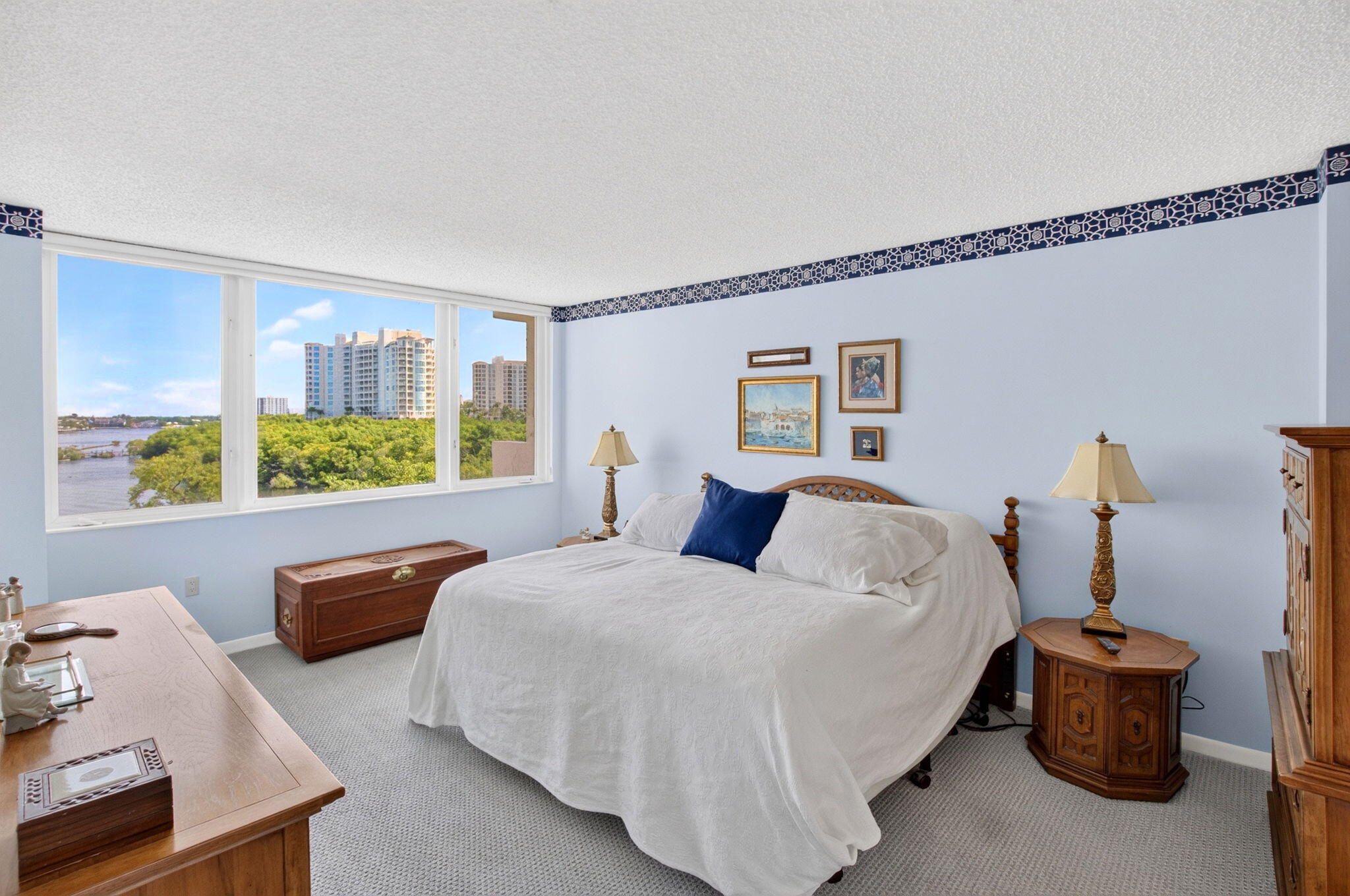 REGENCY HIGHLAND CLUB CONDO - Residential