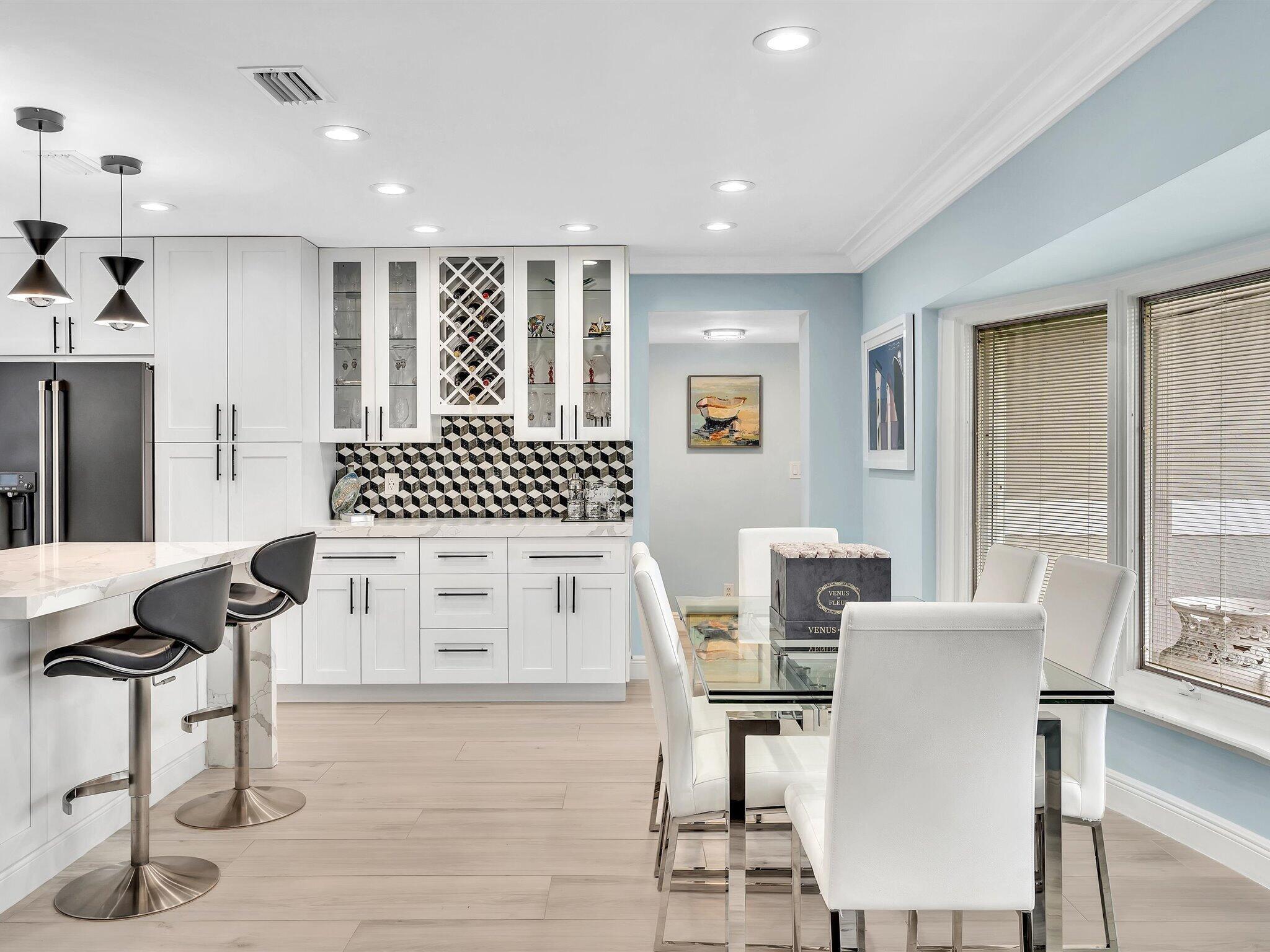 BOCA HARBOUR - Residential