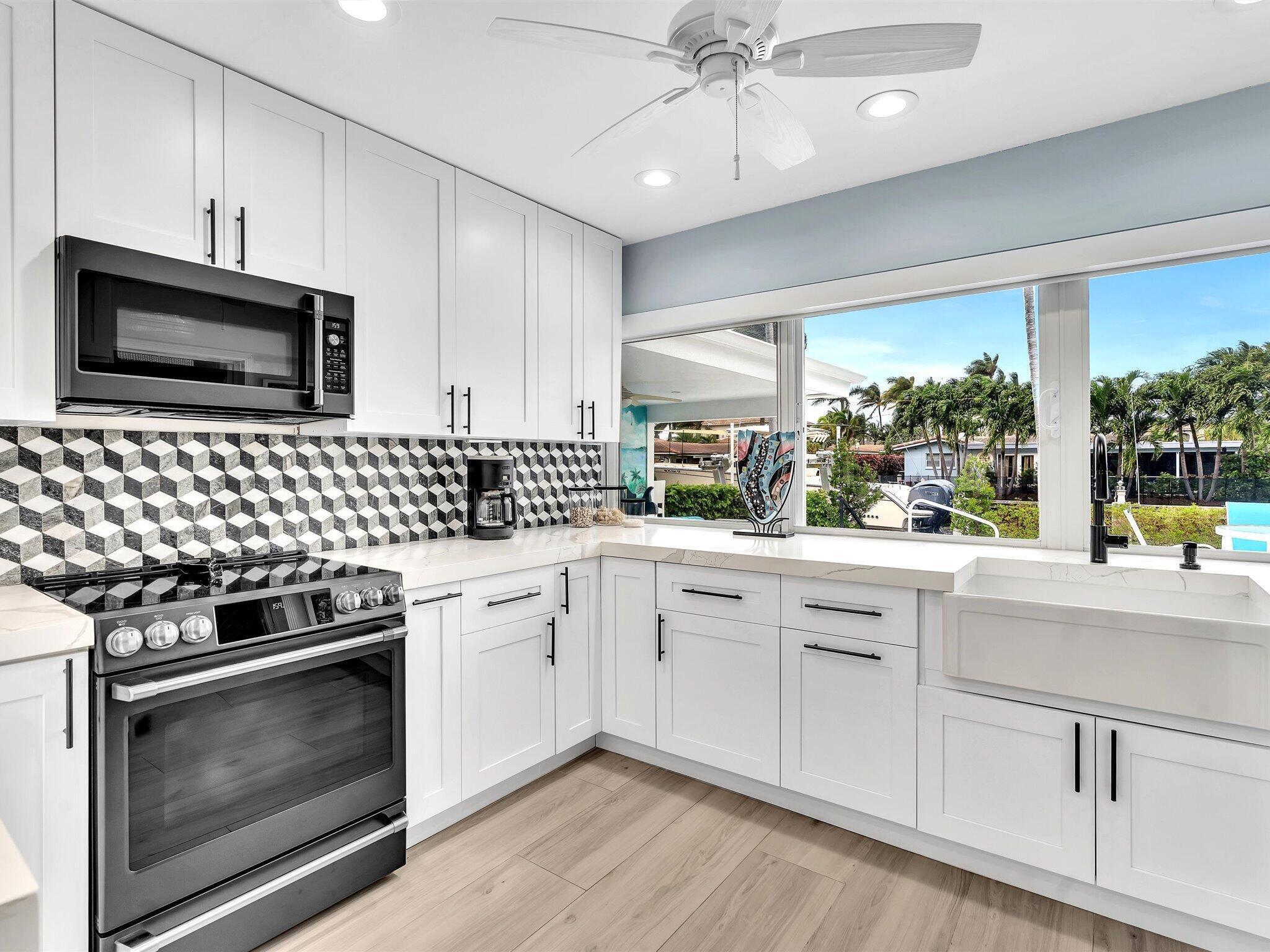 BOCA HARBOUR - Residential
