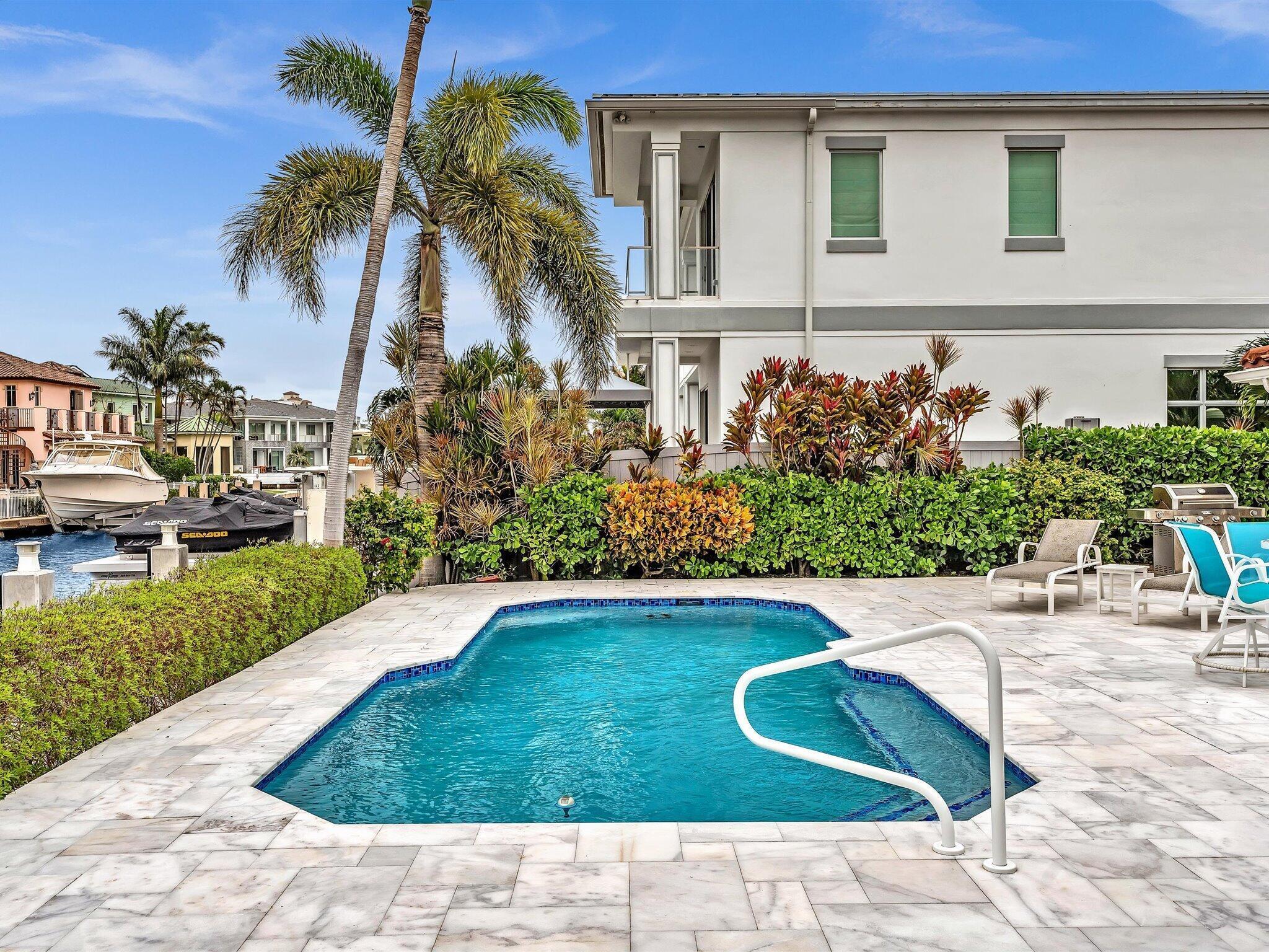 BOCA HARBOUR - Residential