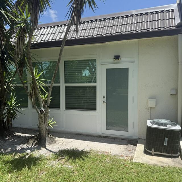 GOLDEN LAKES VILLAGE CONDO M - Residential